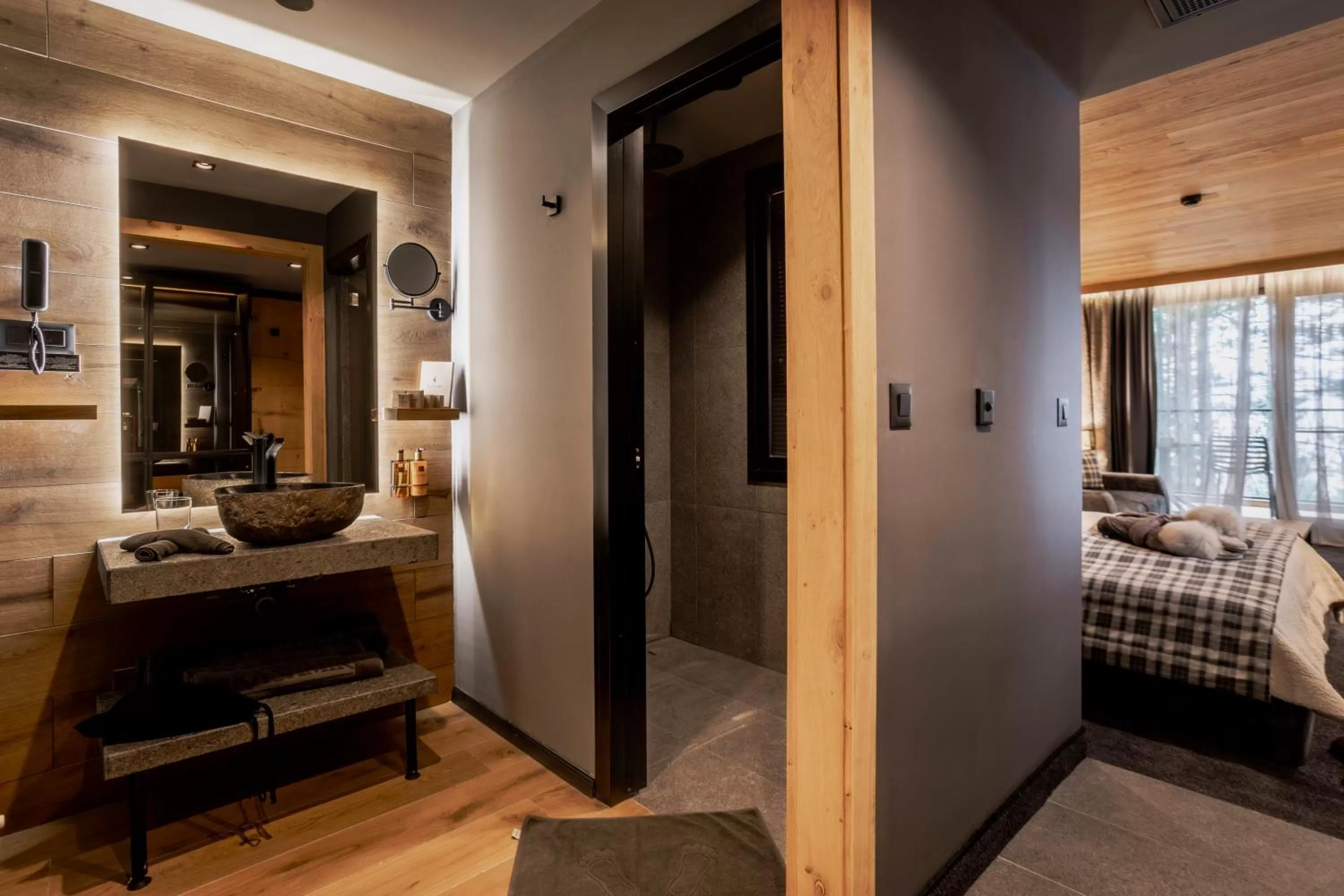 Bathroom, Bed in Kashmir Wellness & SPA Hotel Adults Only