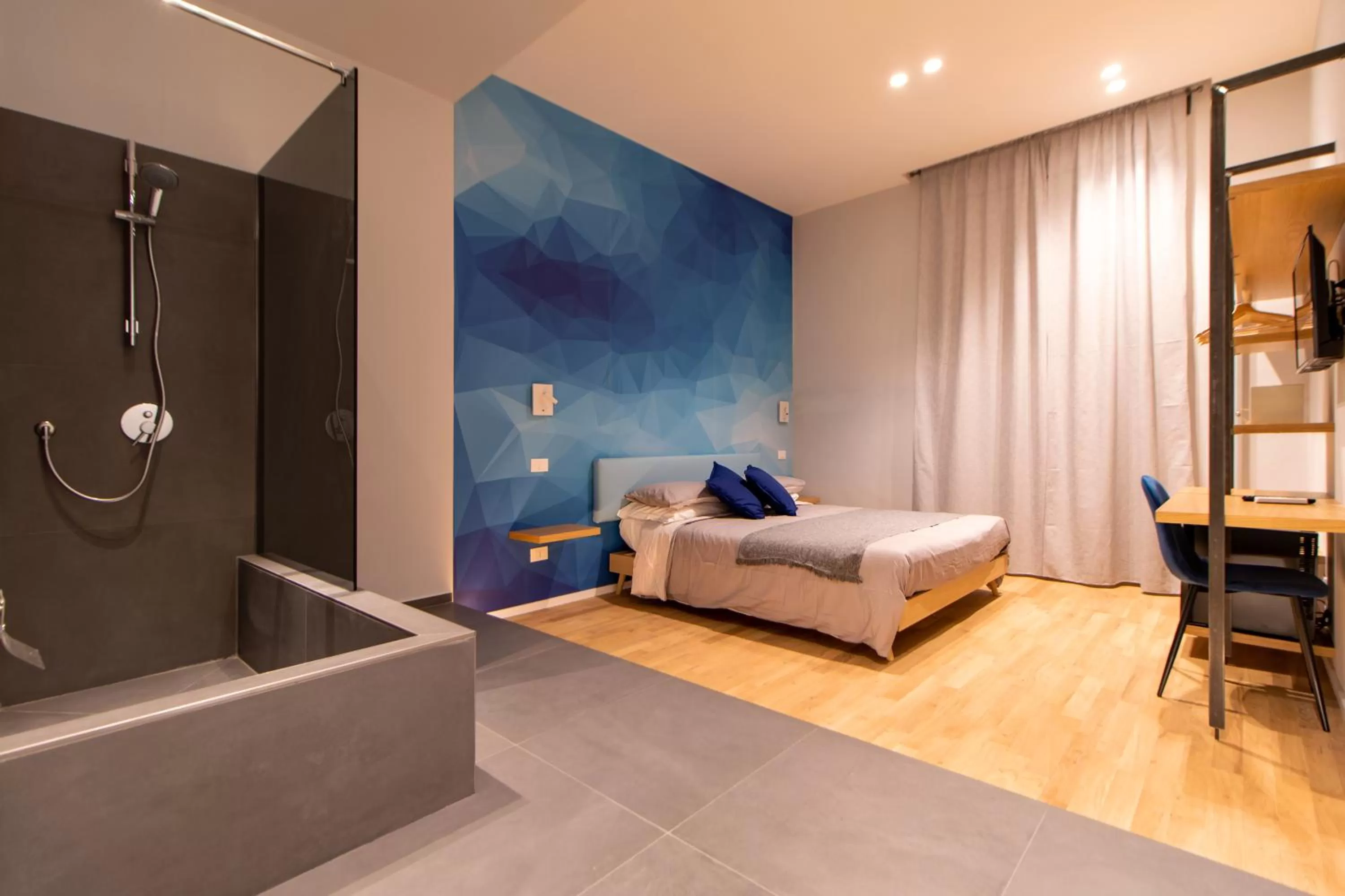 Decorative detail, Bed in Terrazza Sangiuliano