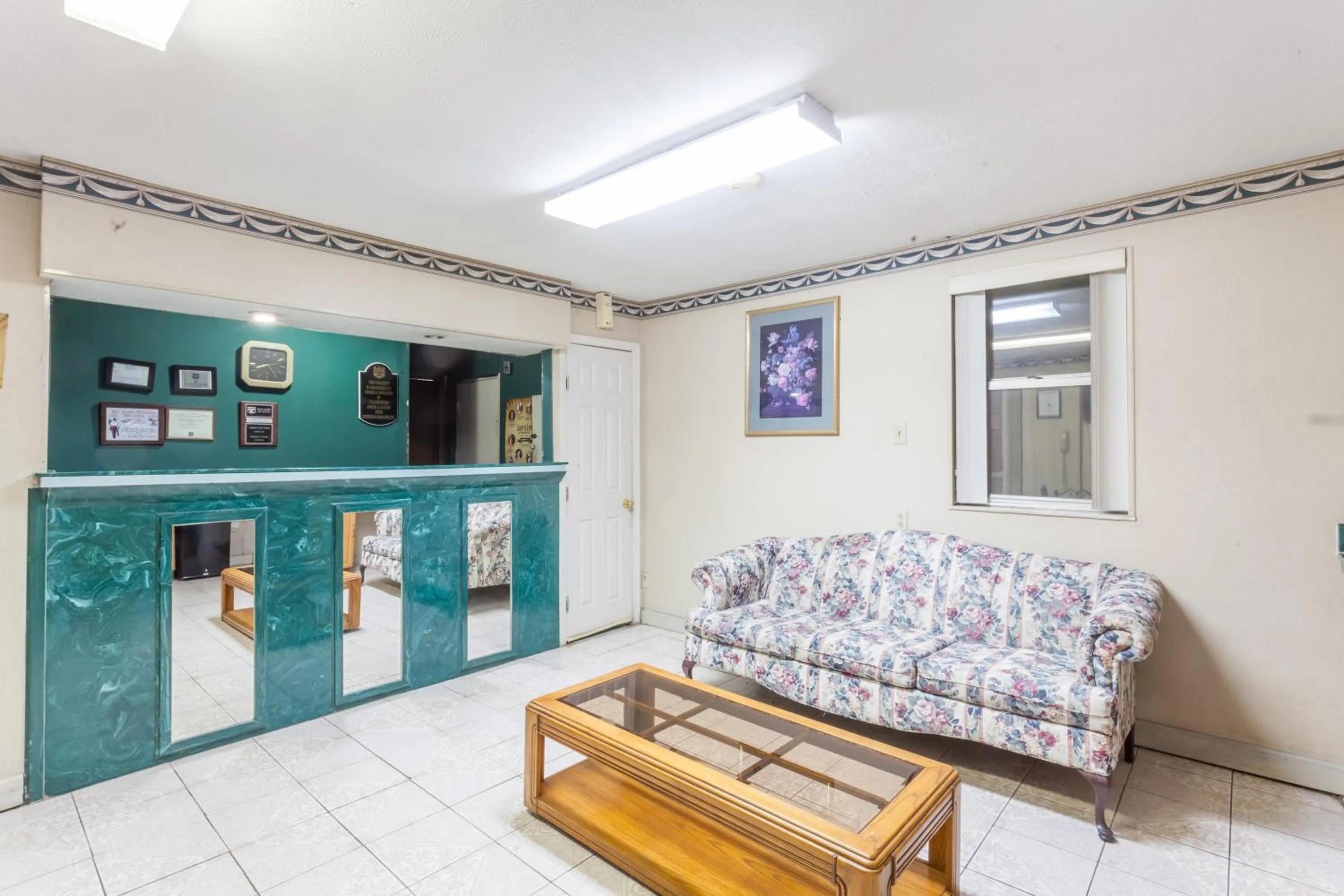 Lobby or reception in Knights Inn Hurricane Mills