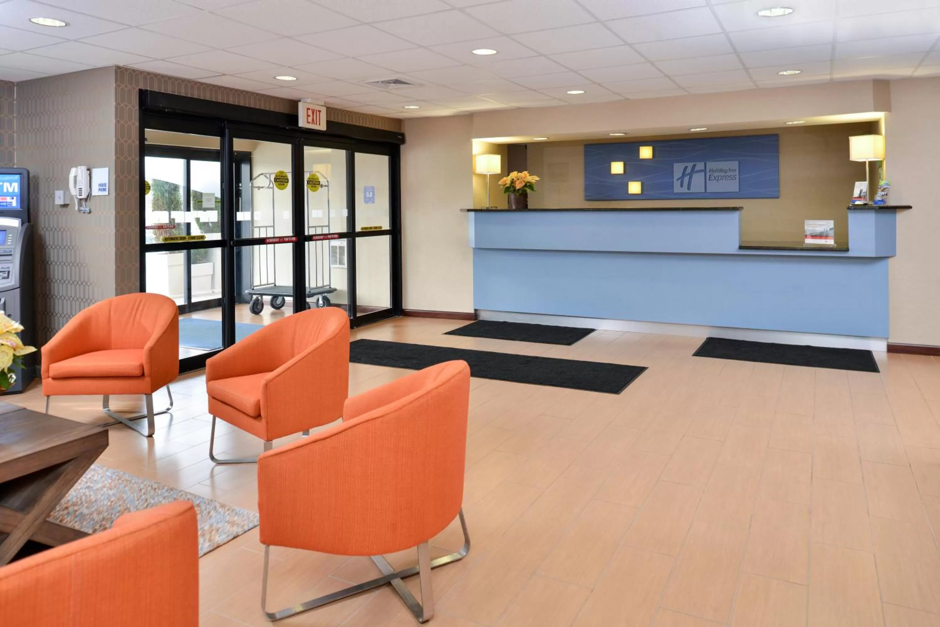 Property building in Best Western North Attleboro - Providence Beltway