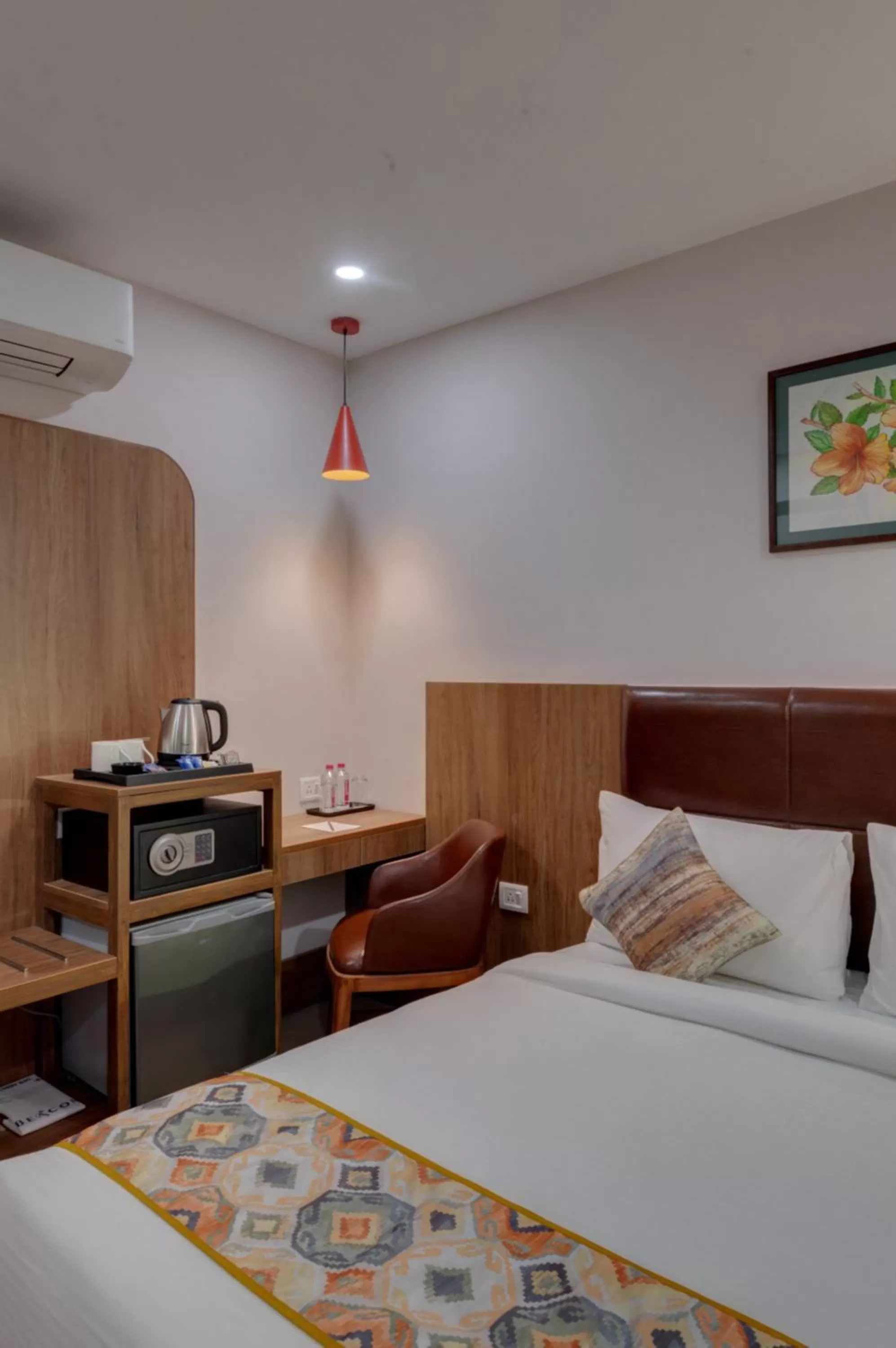 Photo of the whole room, Bed in The Beacon Hotel Vadodara