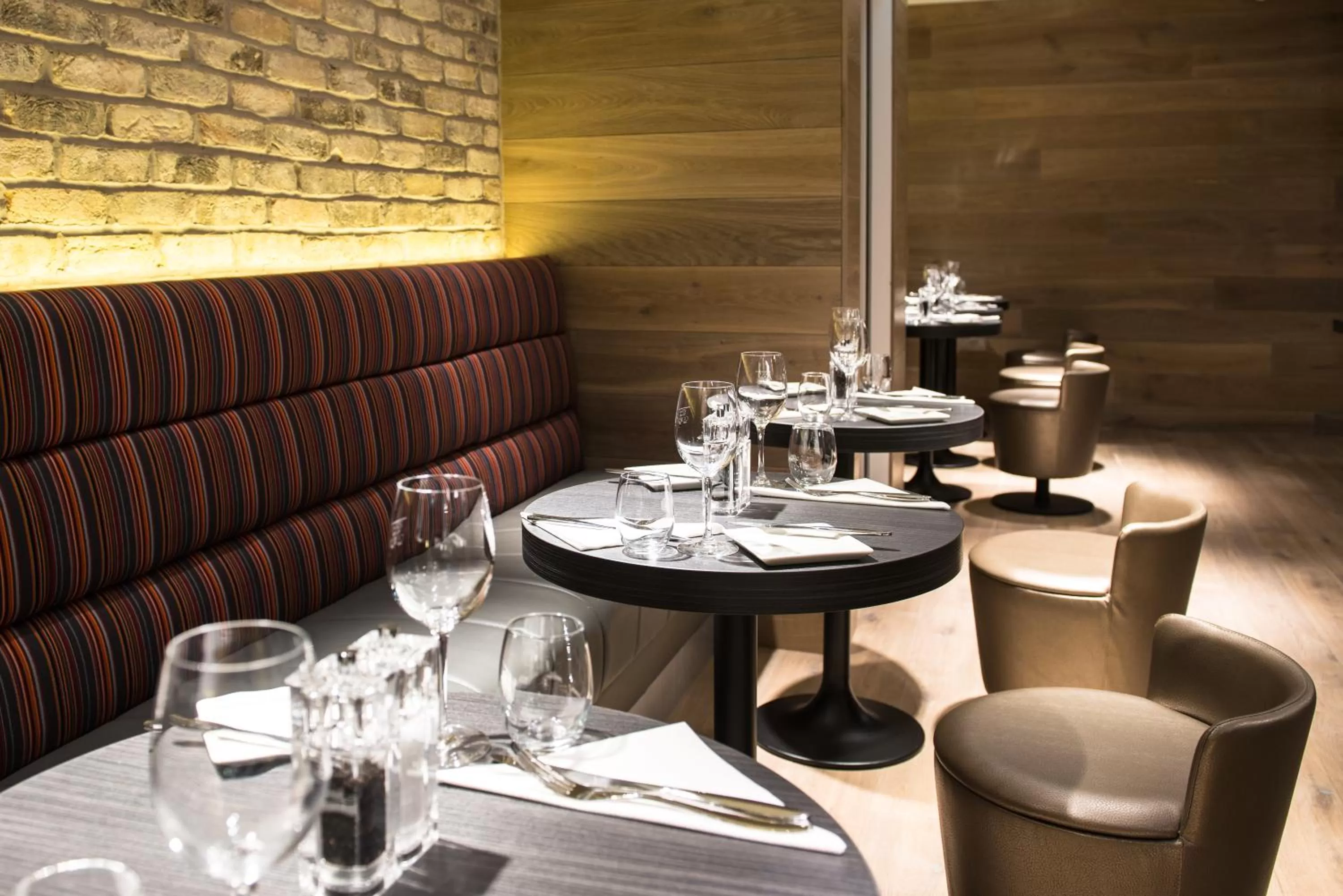 Restaurant/places to eat in ibis Edinburgh Centre South Bridge – Royal Mile