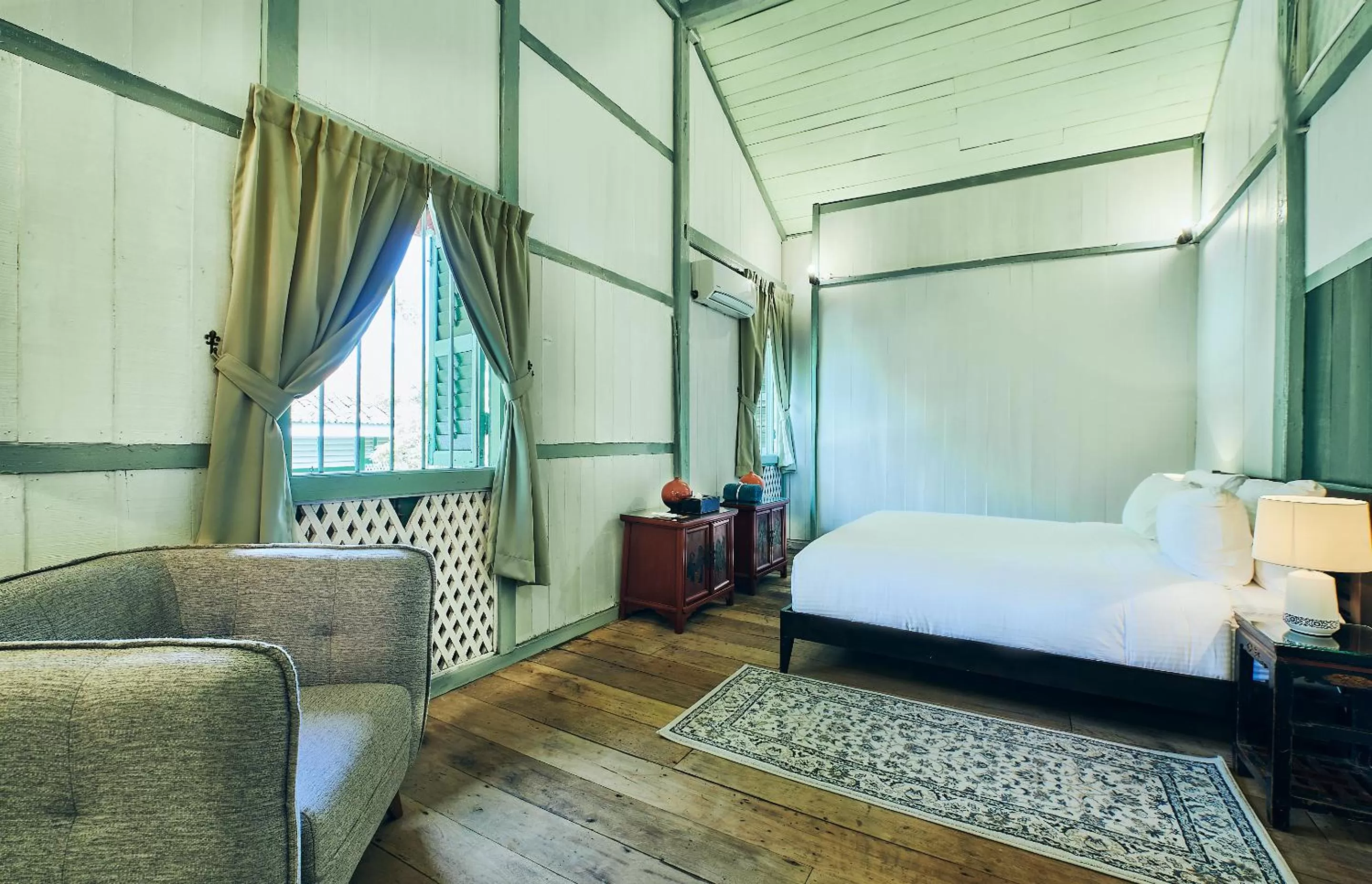 Bedroom, Bed in Temple Tree Resort