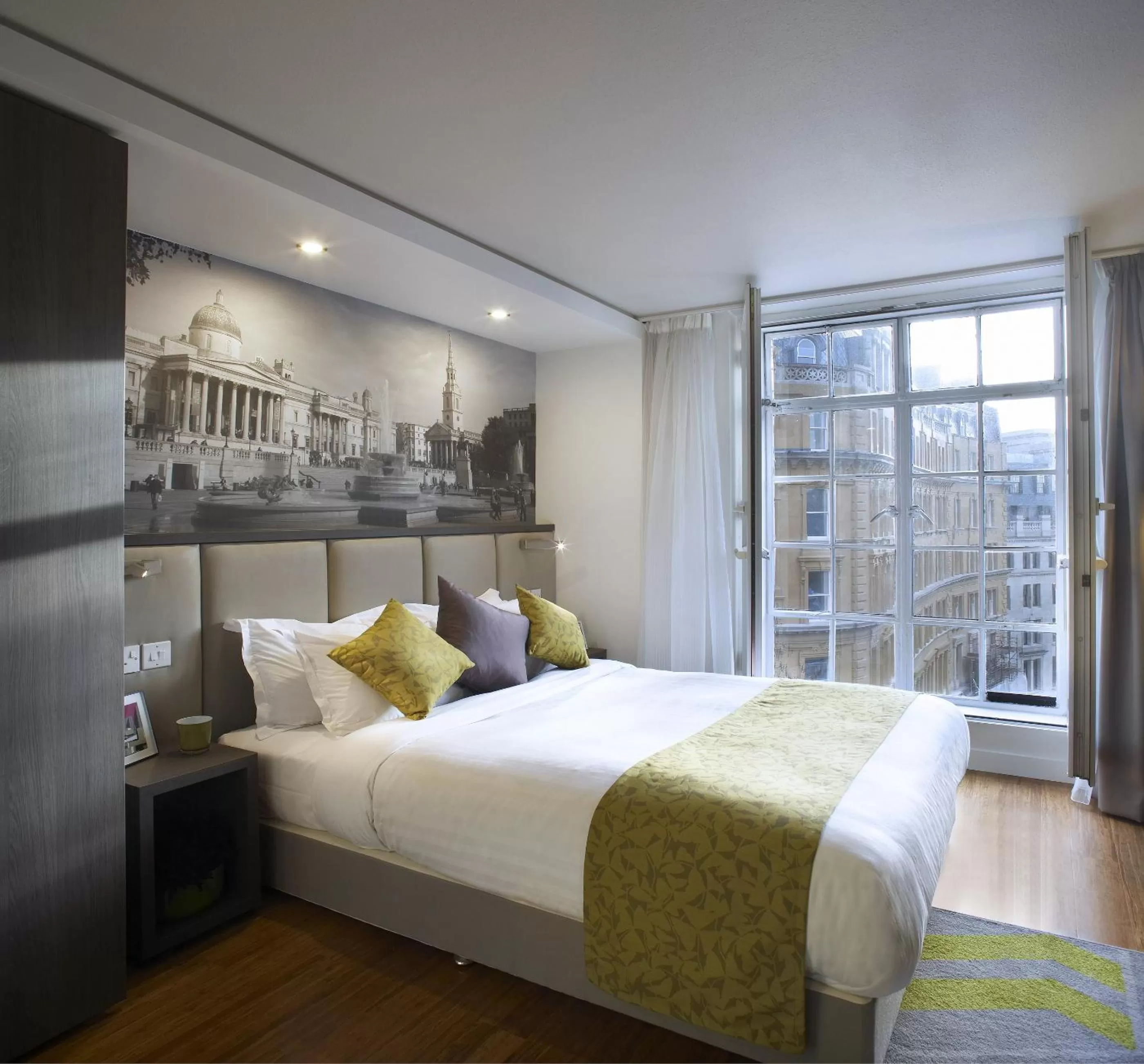 Bed in Citadines Trafalgar Square London