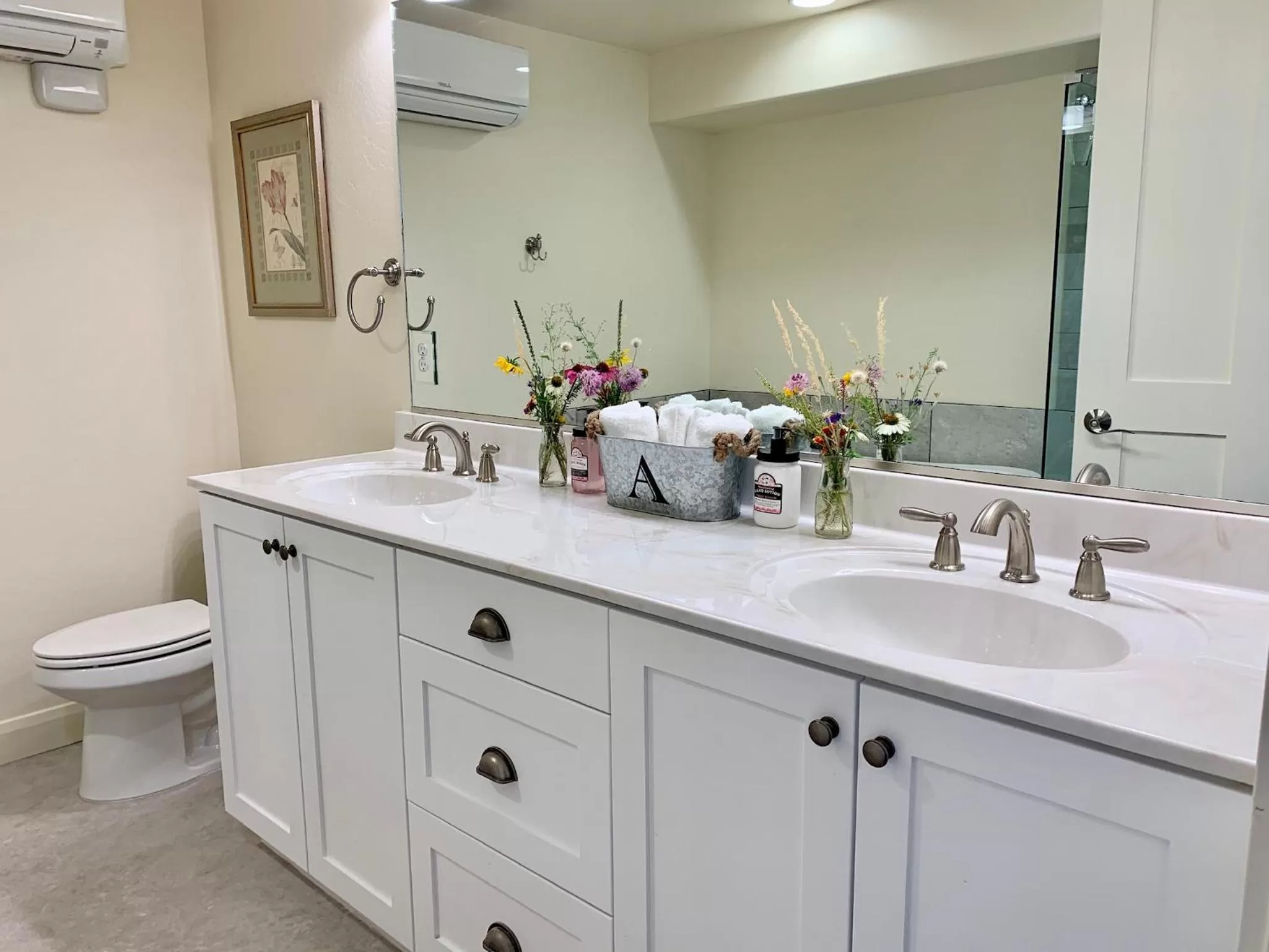 Bathroom in Annie's Place Bed & Breakfast