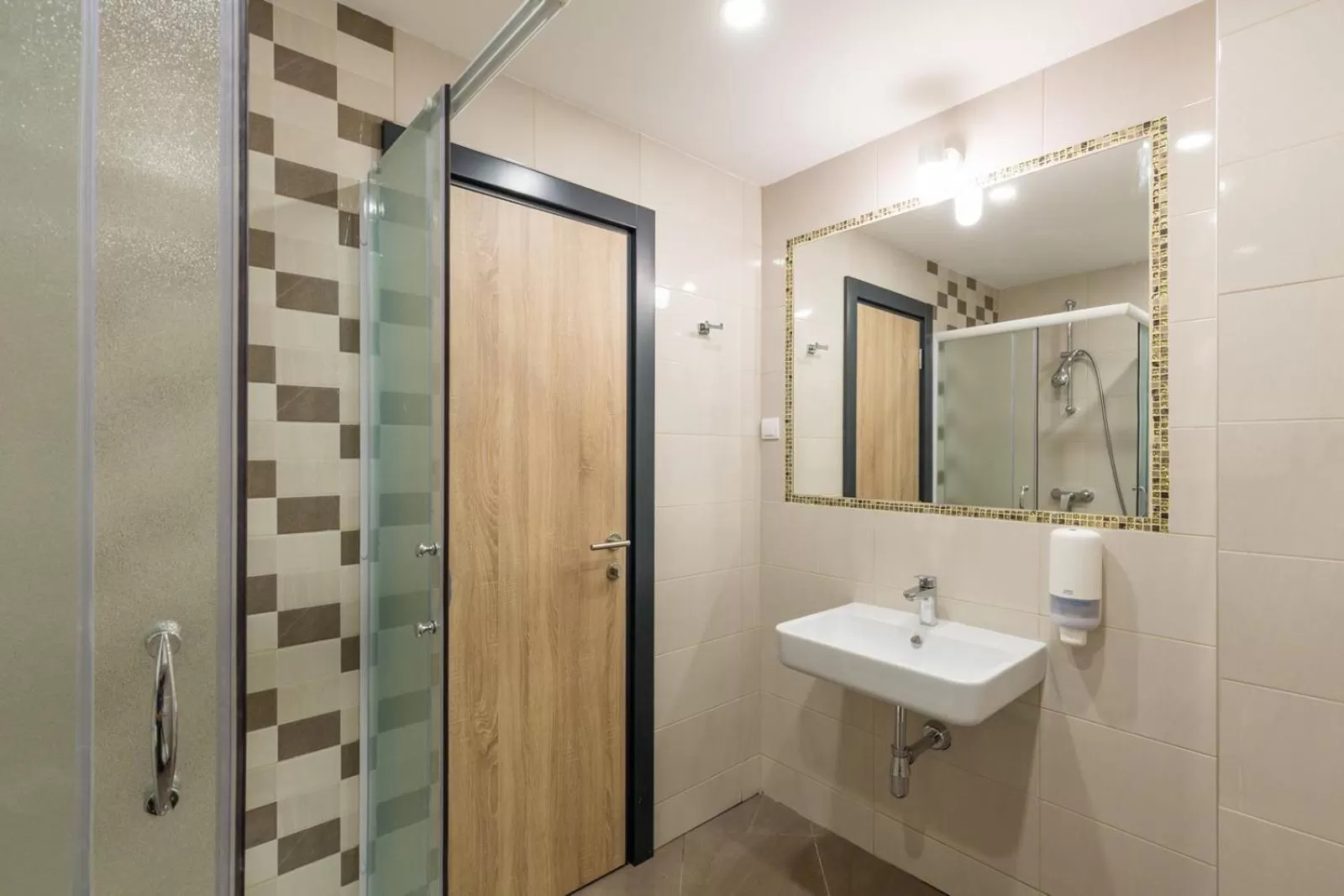 Bathroom in Premium Crown Suites