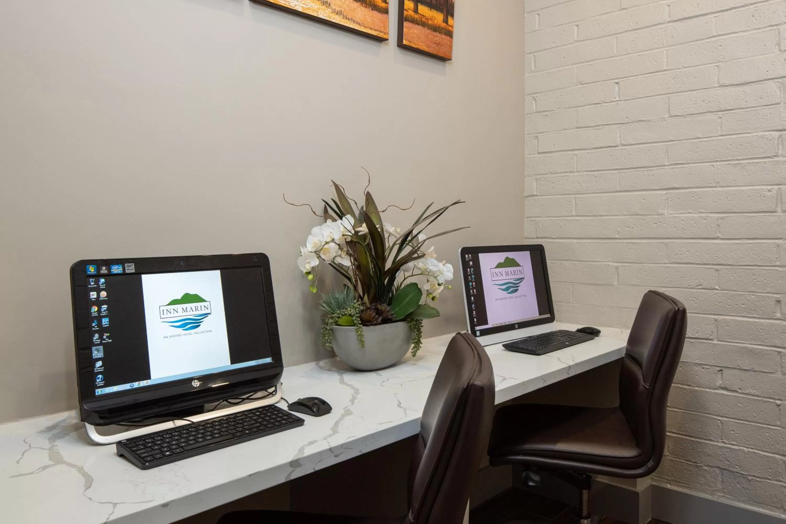 Business facilities in Inn Marin and Suites, an Ascend Collection Hotel