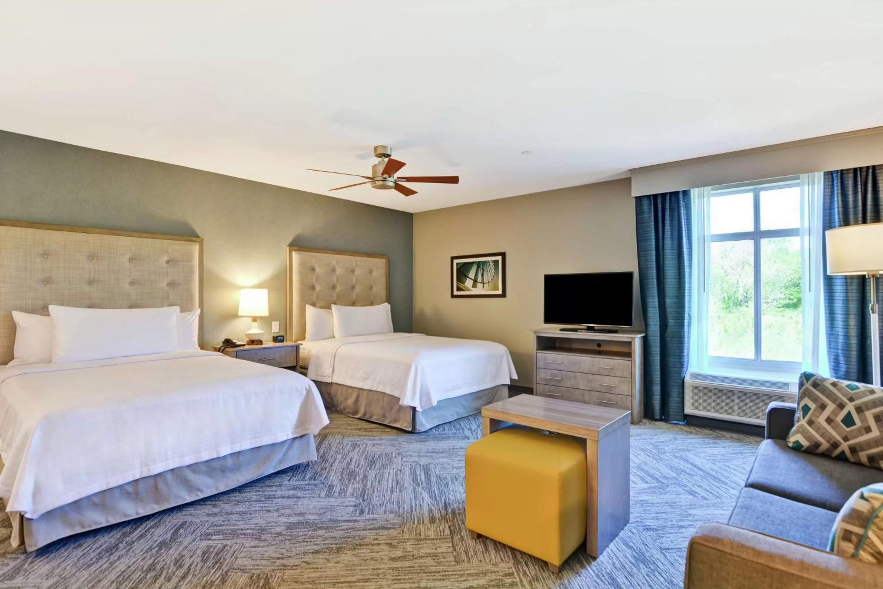 Bedroom, Bed in Homewood Suites By Hilton Hadley Amherst