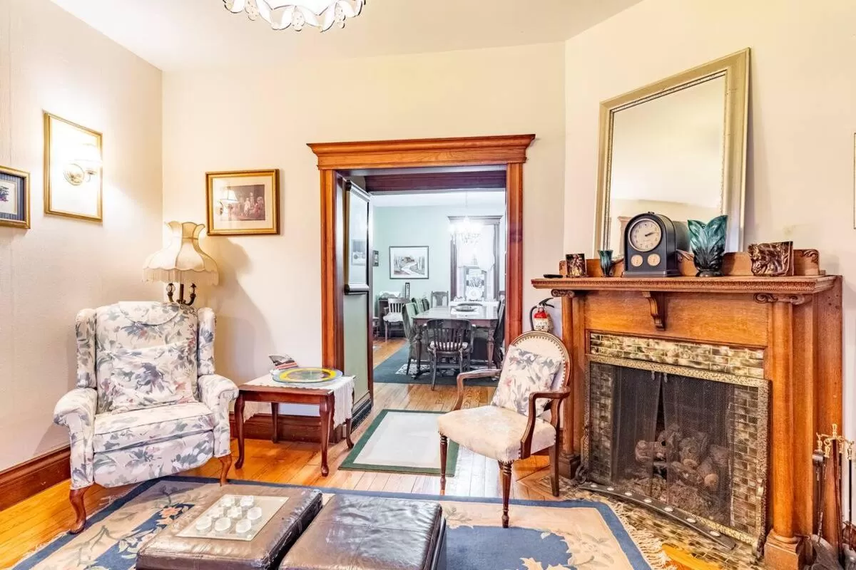 Ye Olde Walkerville Bed & Breakfast