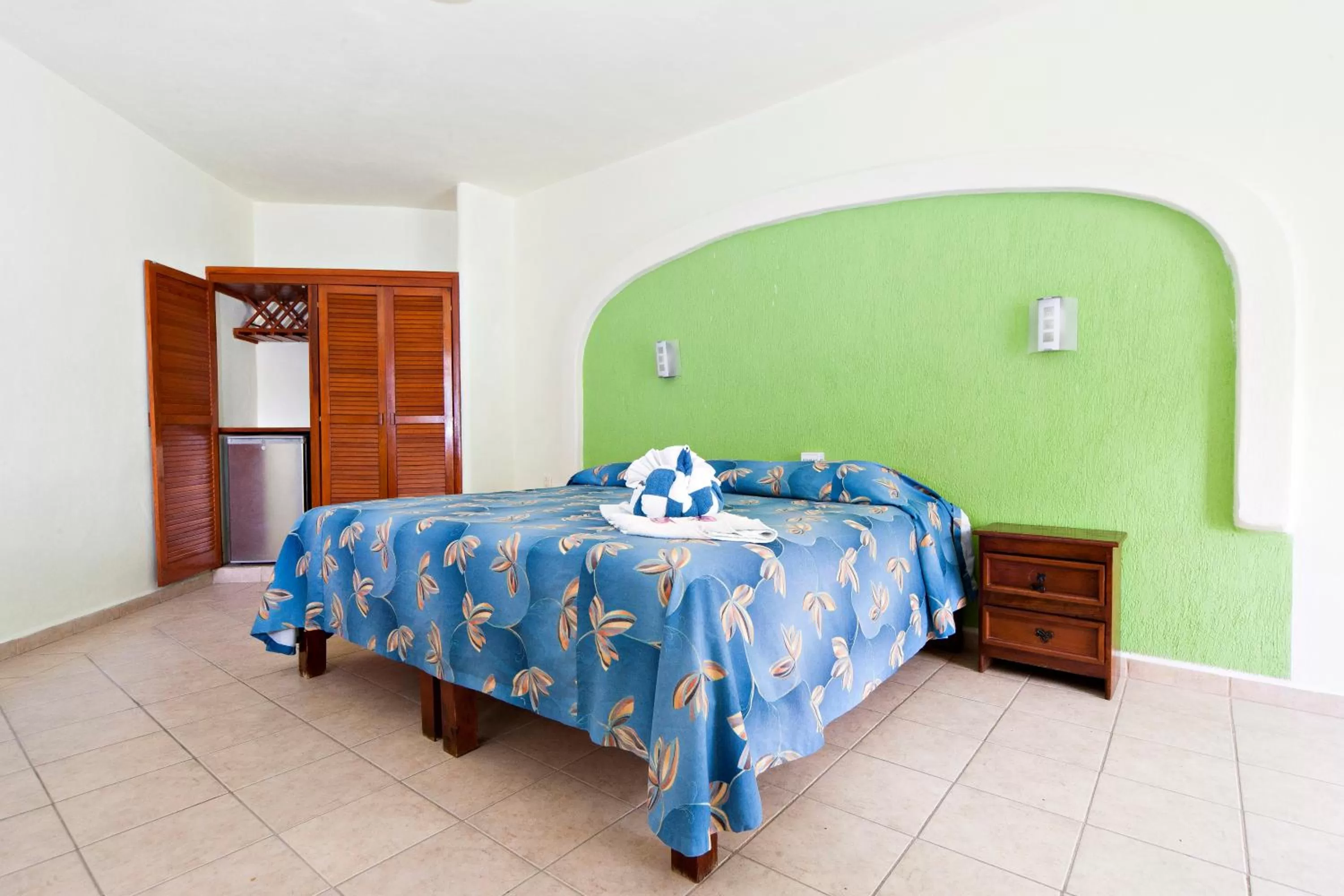 Bed in Hotel Castillo Del Mar - 5 Th Ave