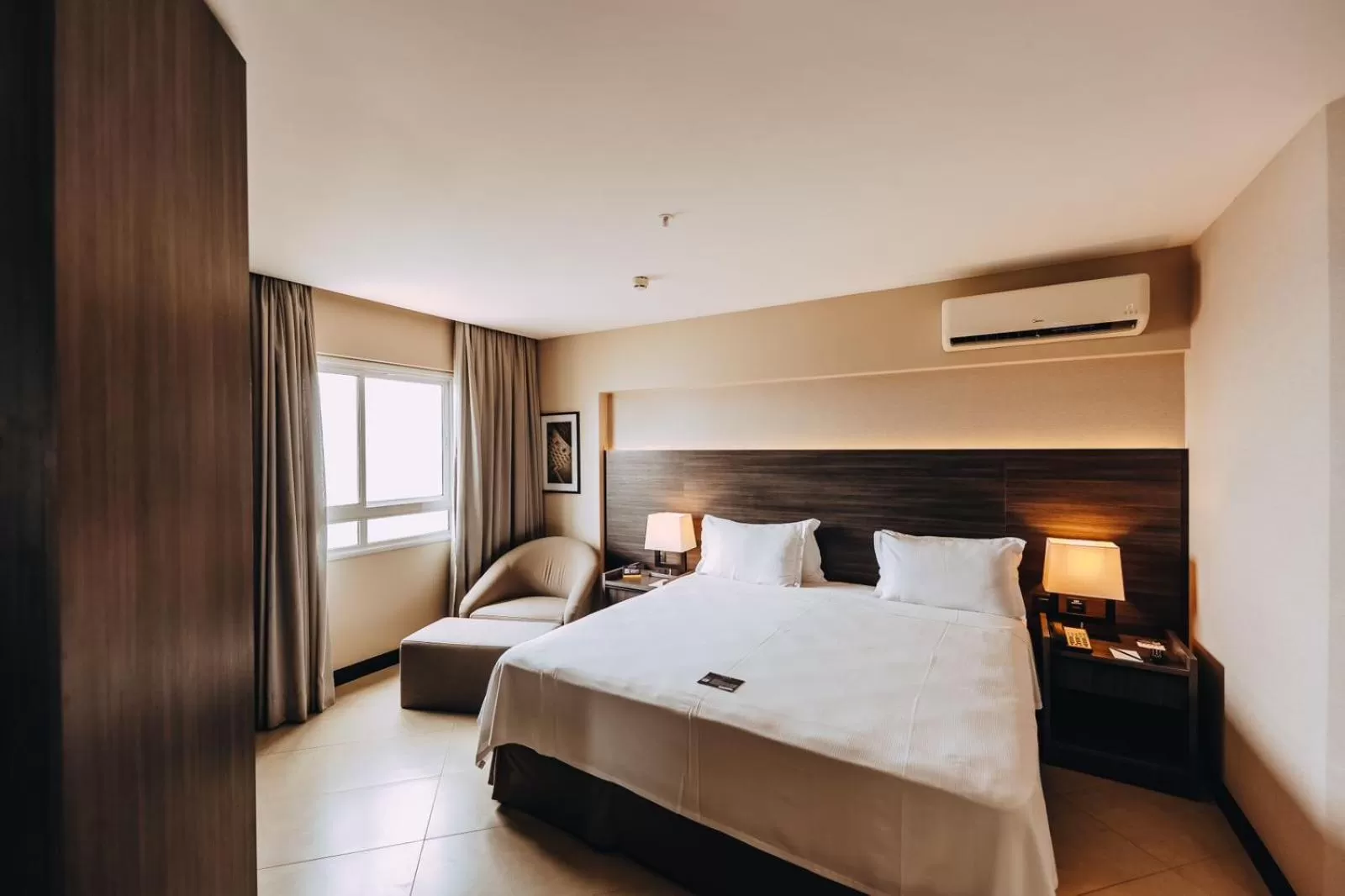 Photo of the whole room, Bed in Golden Tulip Natal Ponta Negra