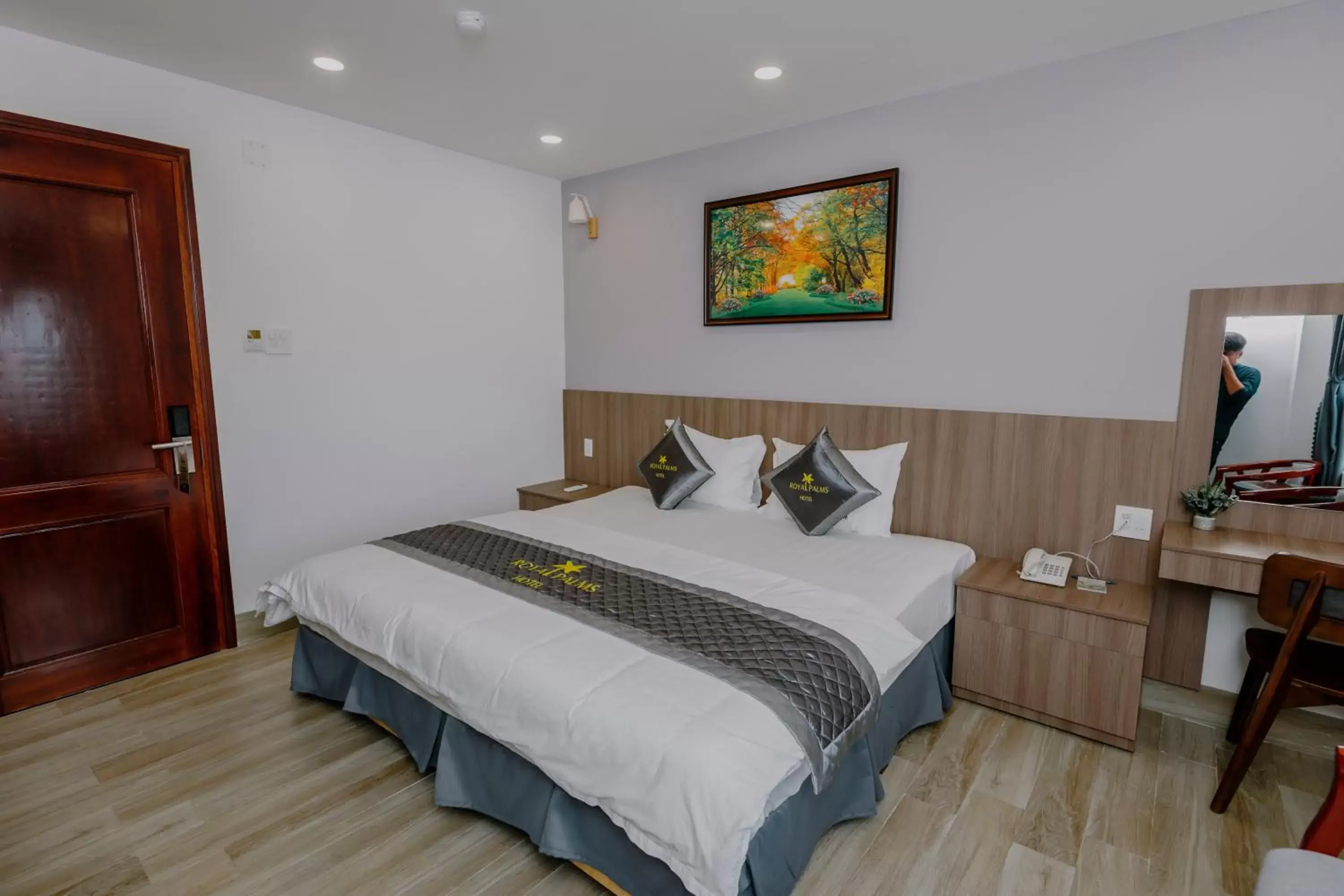 Deluxe Room (2 Adults + 1 Child) in Royal Palms Hotel Deluxe Room (2 Adults + 1 Child) in Royal Palms Hotel