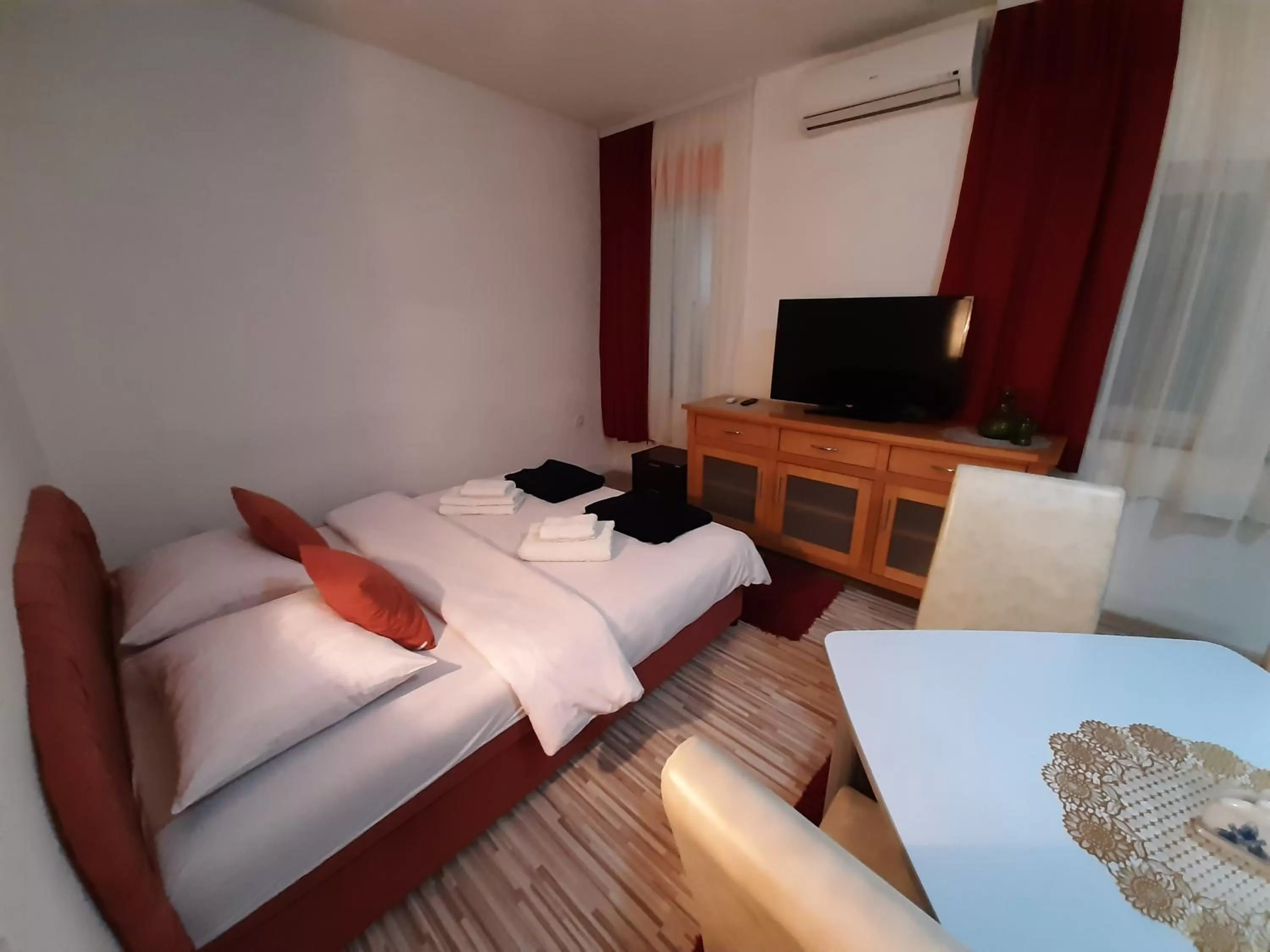 Bed in Guest House Nana