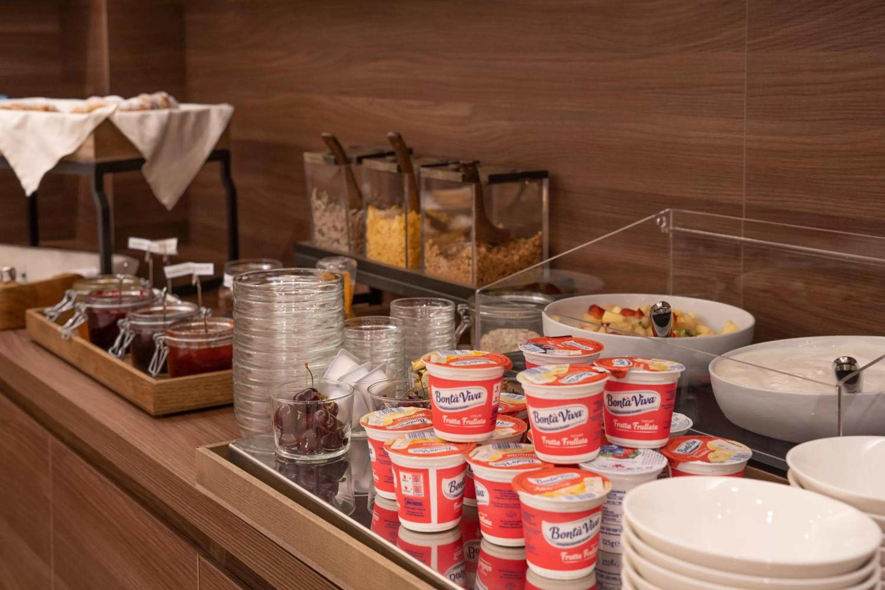 Breakfast in Boutique Hotel Touring