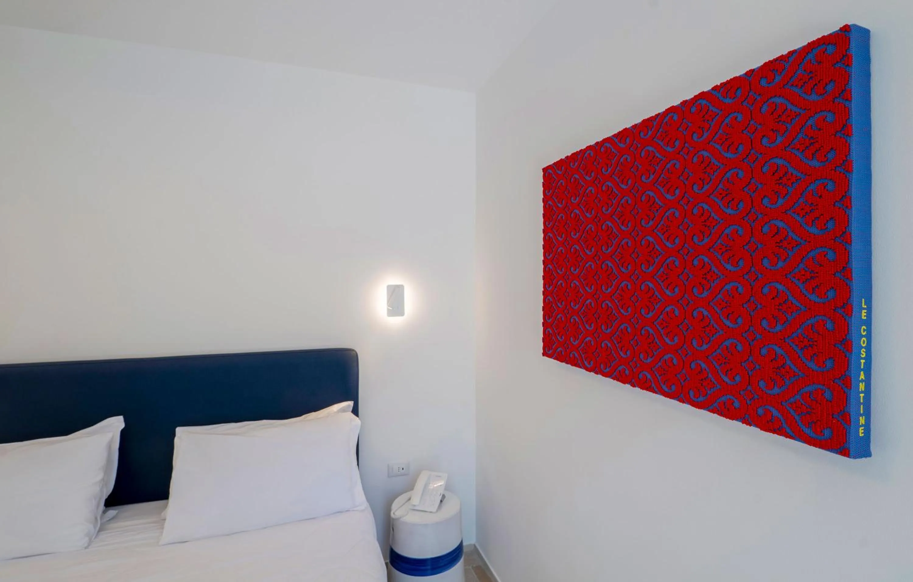 Decorative detail, Bed in Dimora San Giuseppe Hotel & SPA