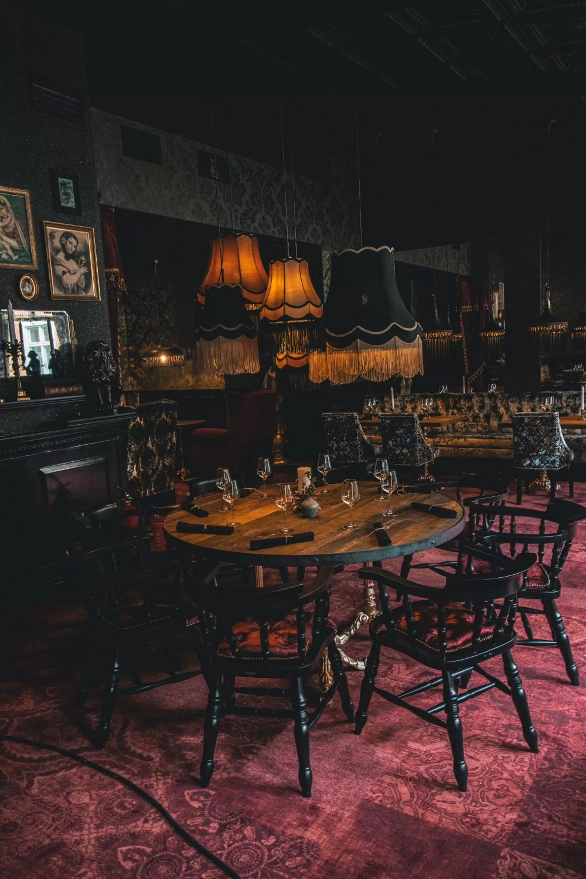 Restaurant/places to eat in Mojo Hotell