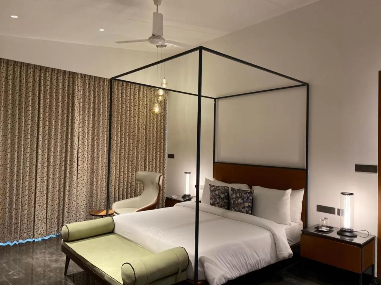 Bed in Gamyam Beach Resort