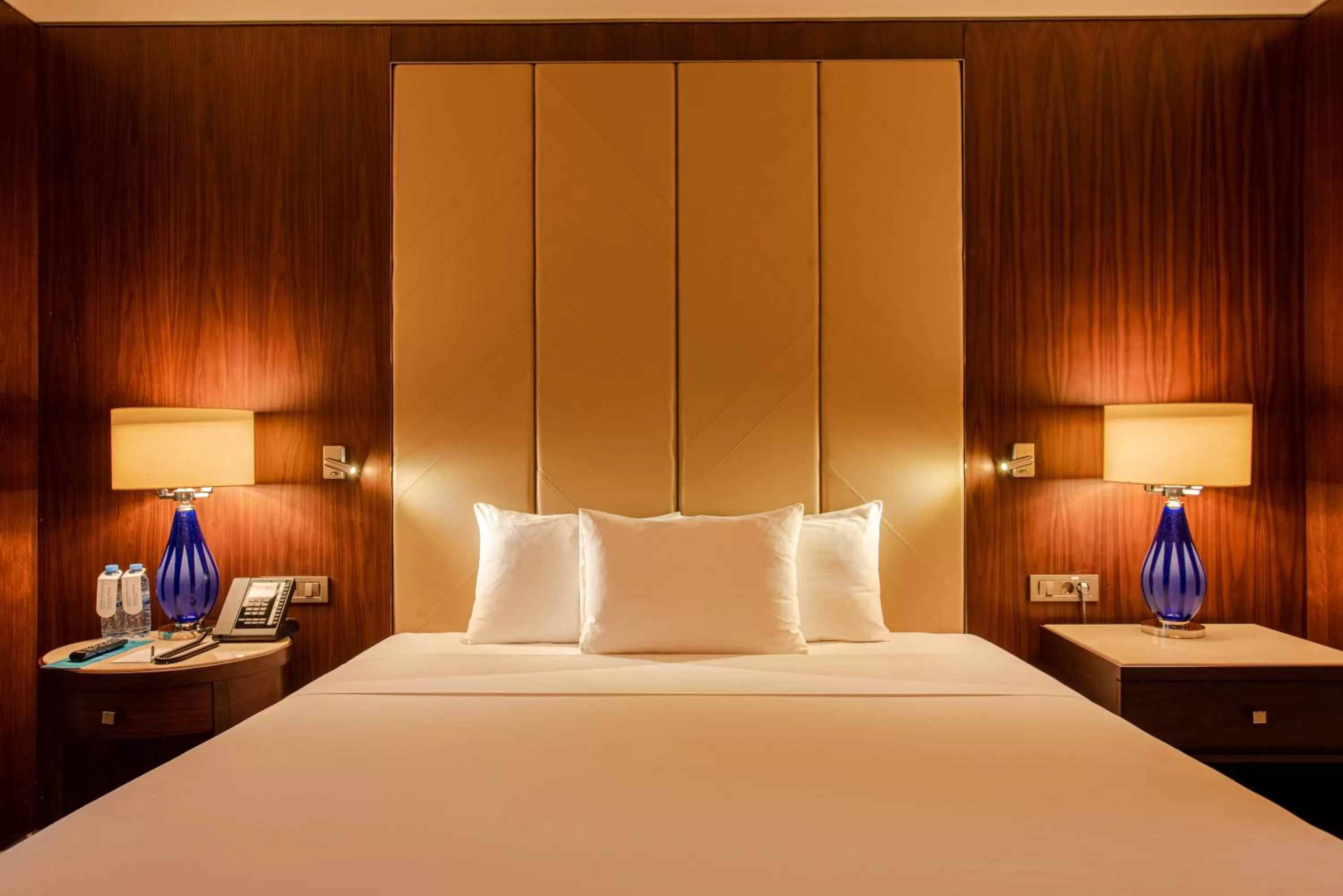 Bed in AZIMUT Grand Hotel Tashkent