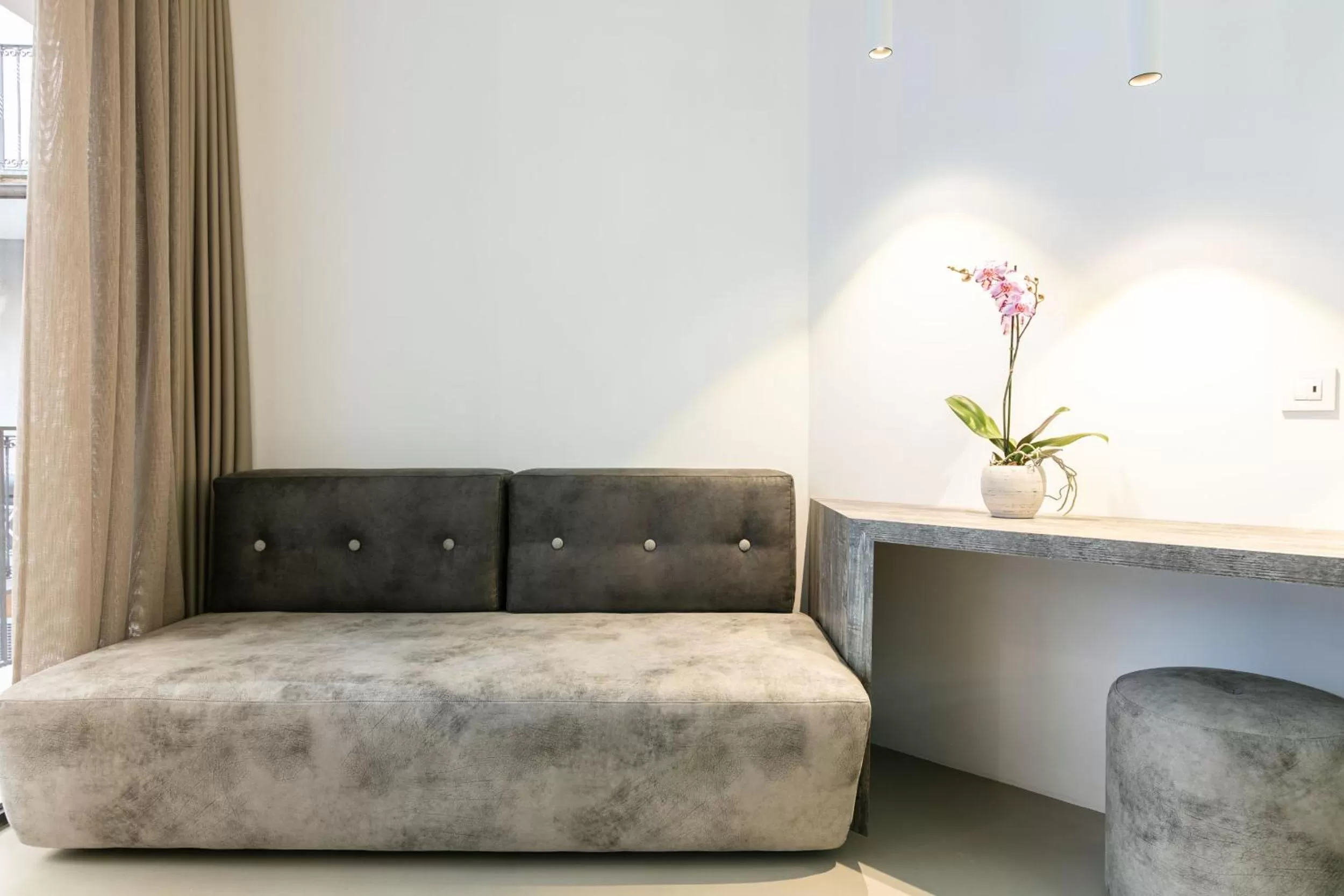 Seating area in DOMUS CAVOUR Rooms&Suites