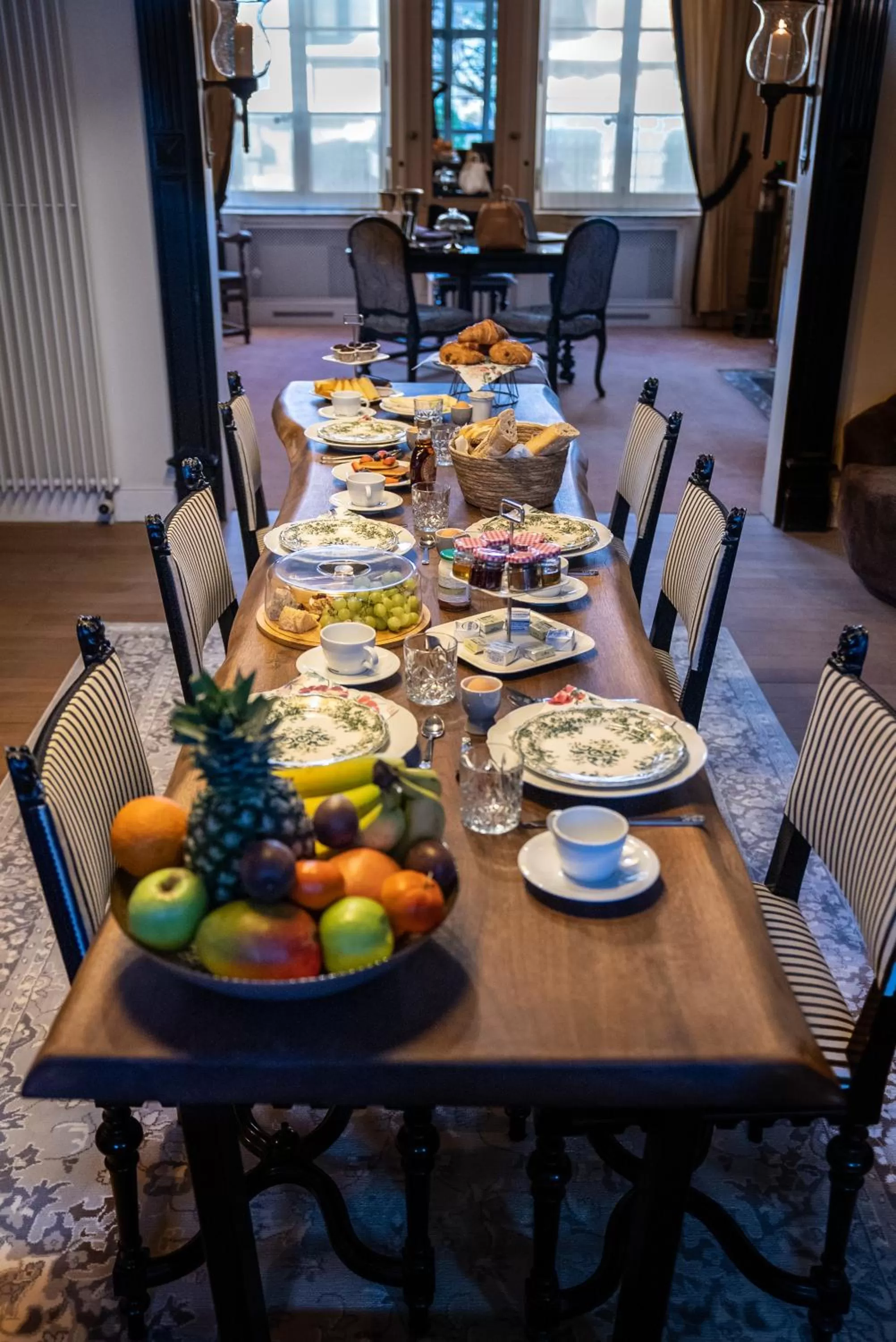 Continental breakfast in Hotel de Maître de Vaughan