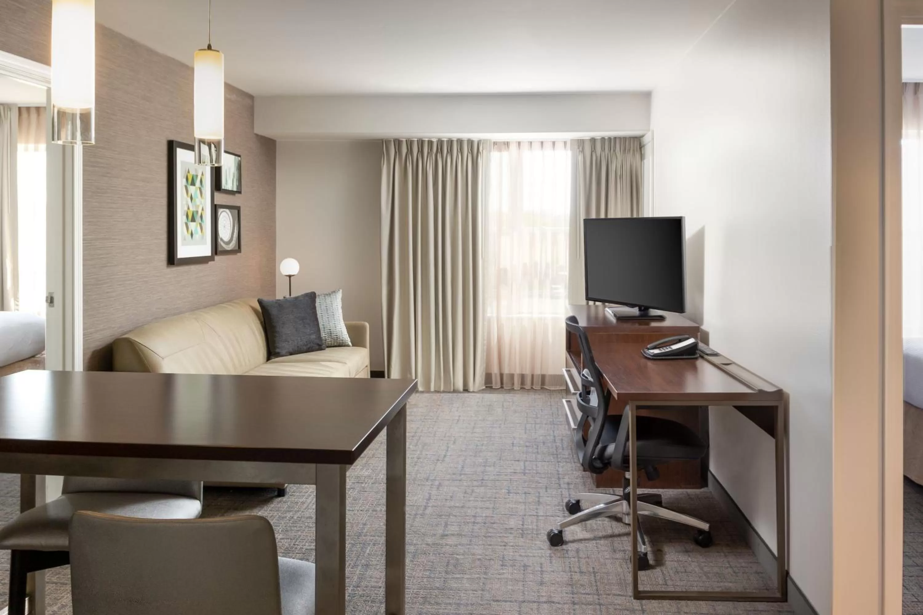 Bedroom in Residence Inn Largo Medical Center Drive