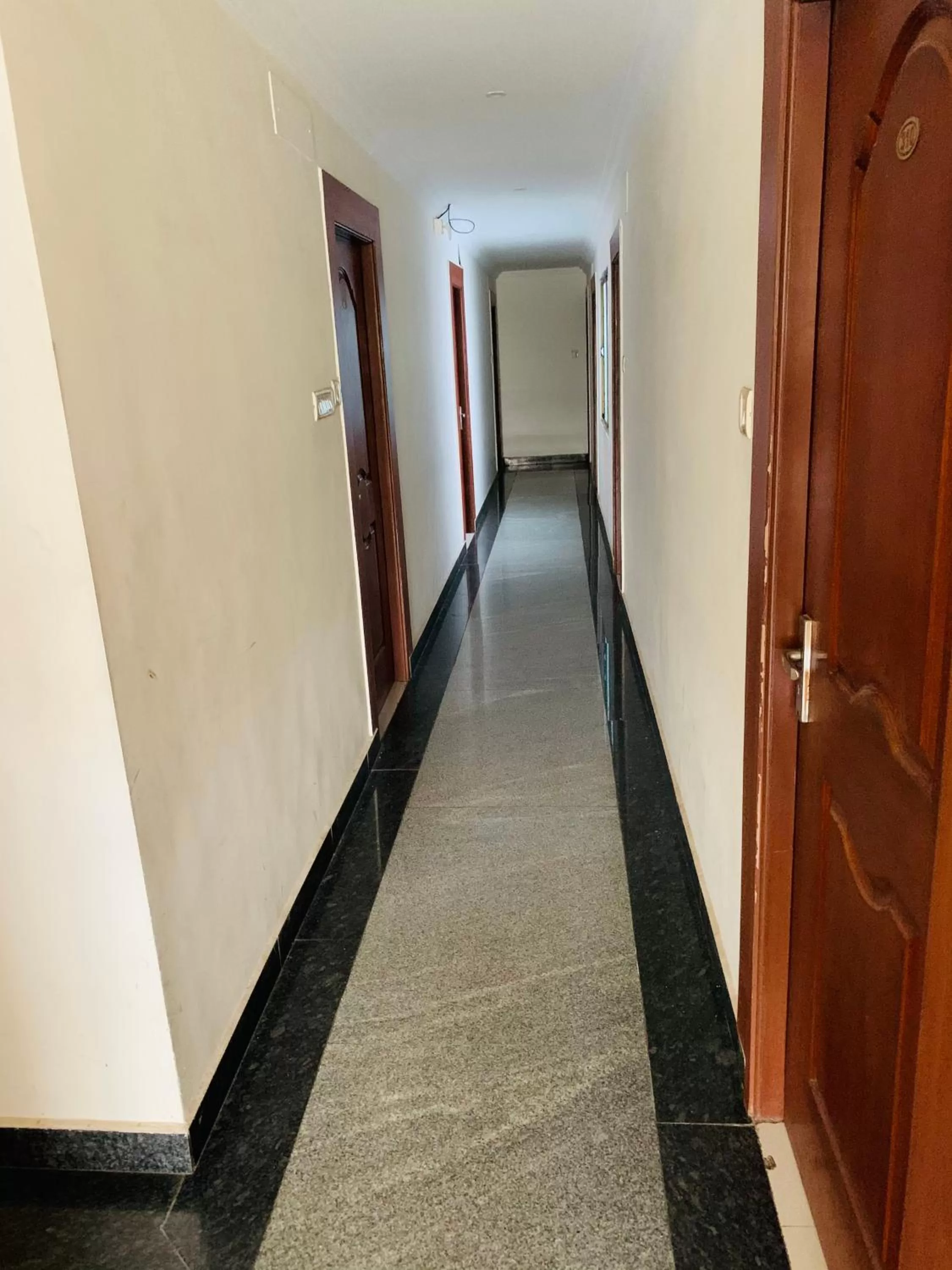 Property building in Hotel Half Moon Chennai