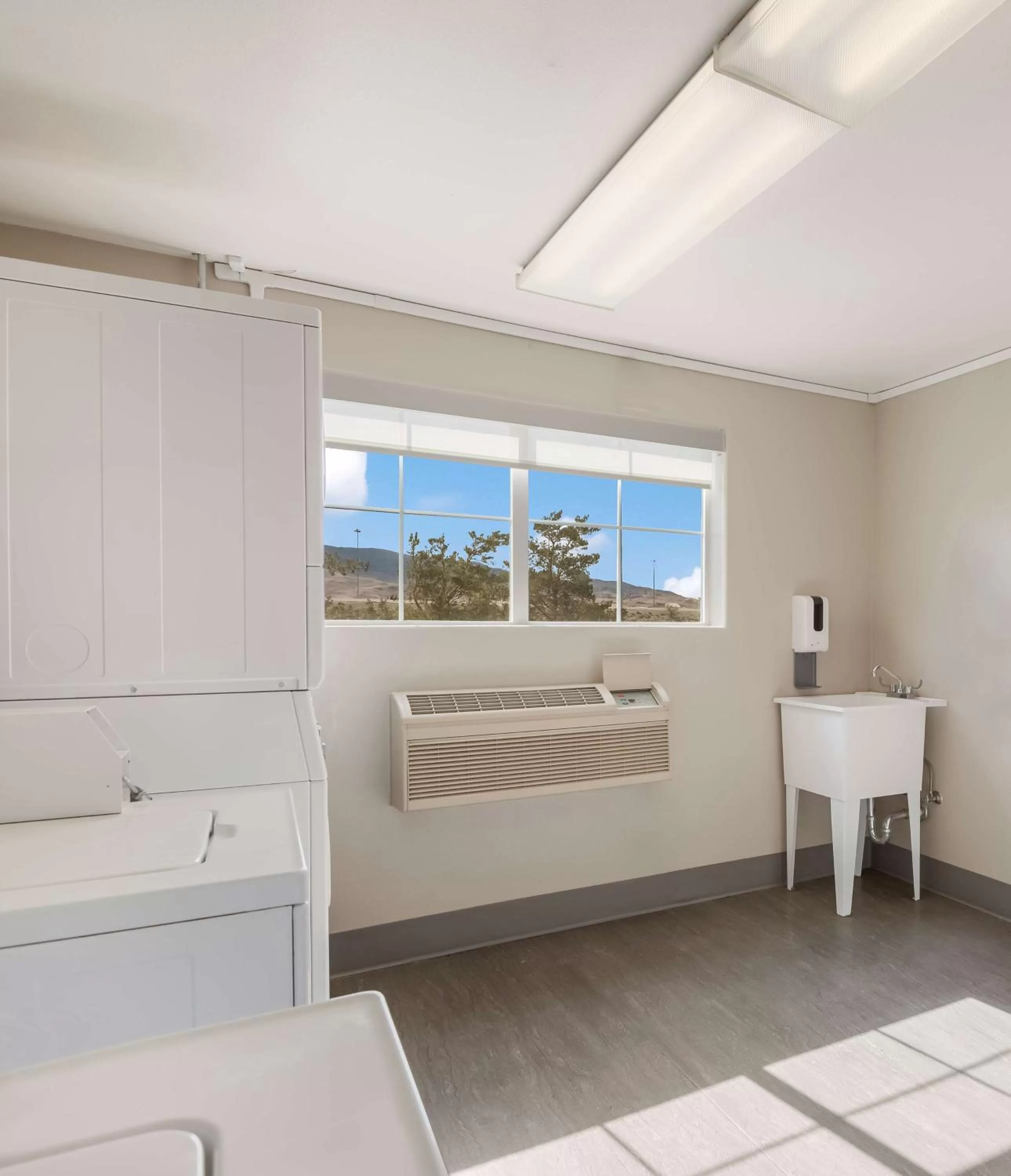 laundry in Sonesta ES Suites Reno