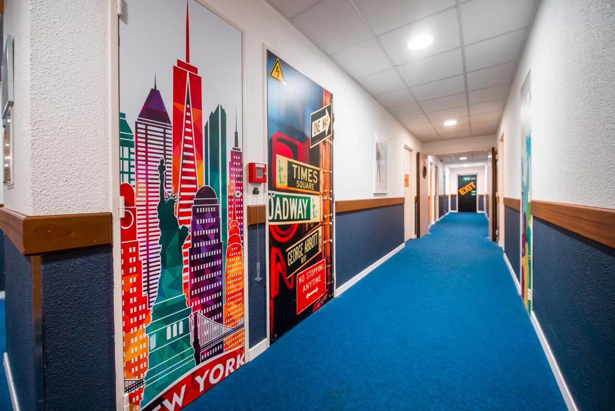 Decorative detail in Ibis Styles Toulouse Blagnac Aéroport