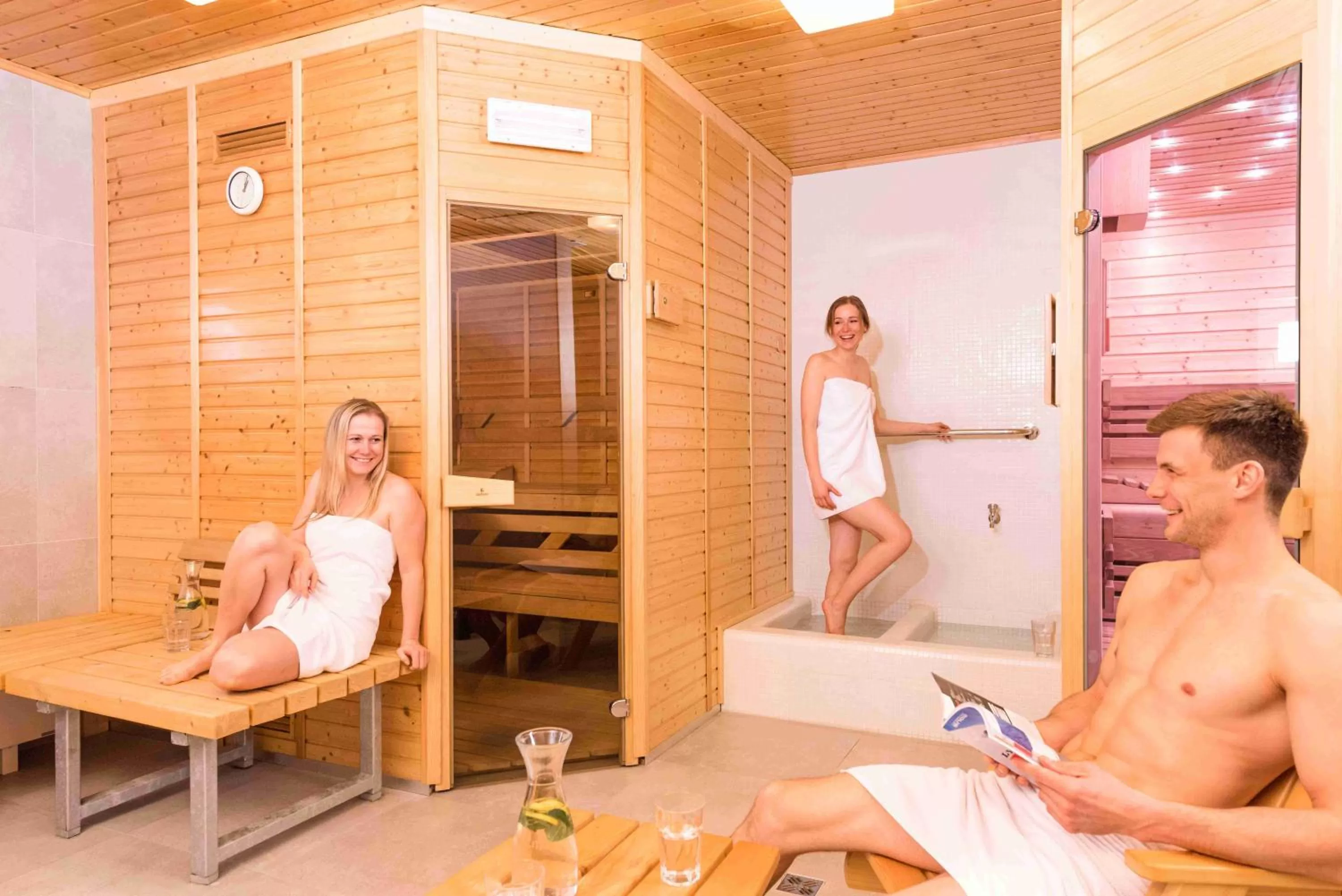 Sauna, Guests in Hotel Emeran