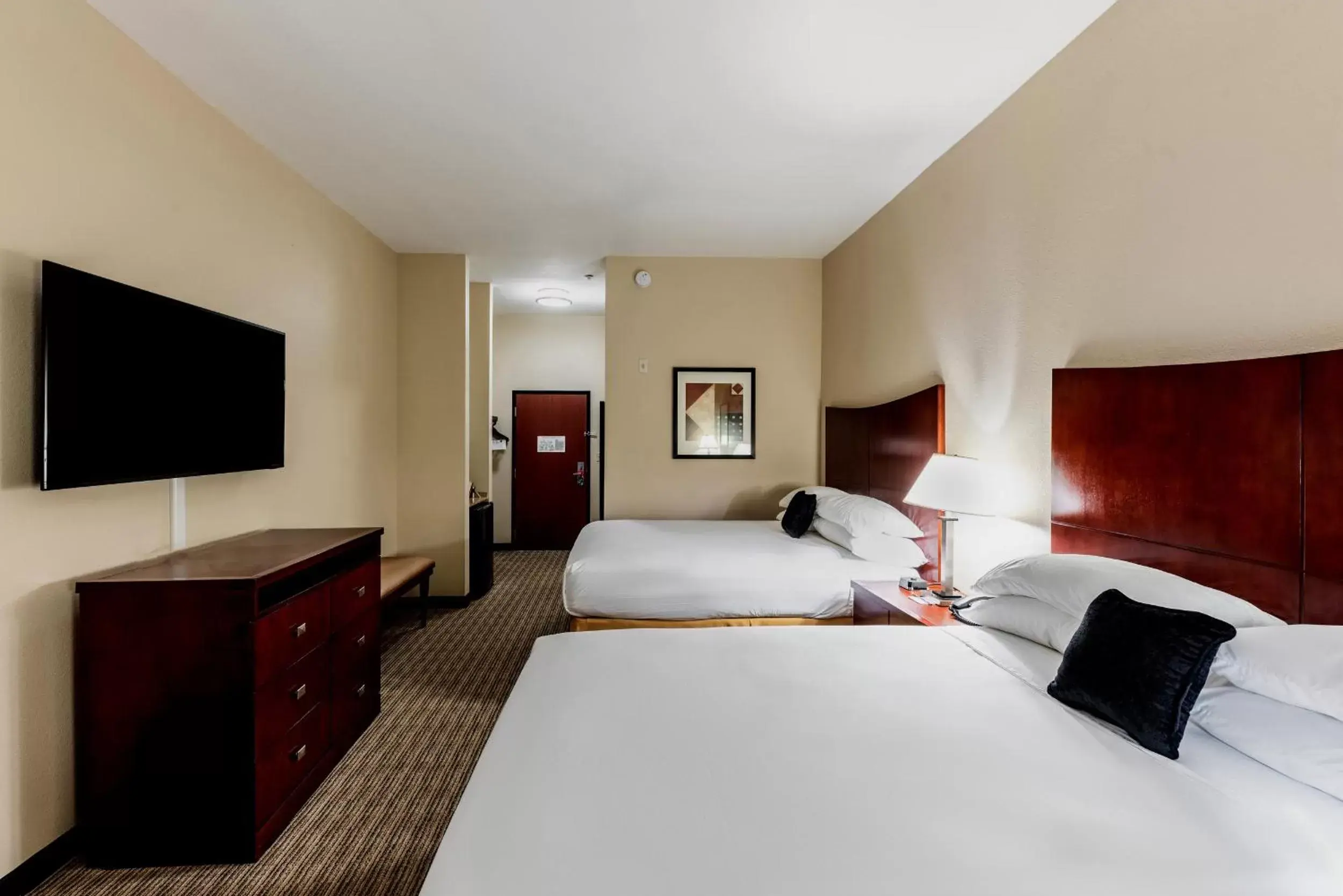 Two Queen Beds in Red Lion Inn & Suites Mineral Wells Two Queen Beds in Red Lion Inn & Suites Mineral Wells