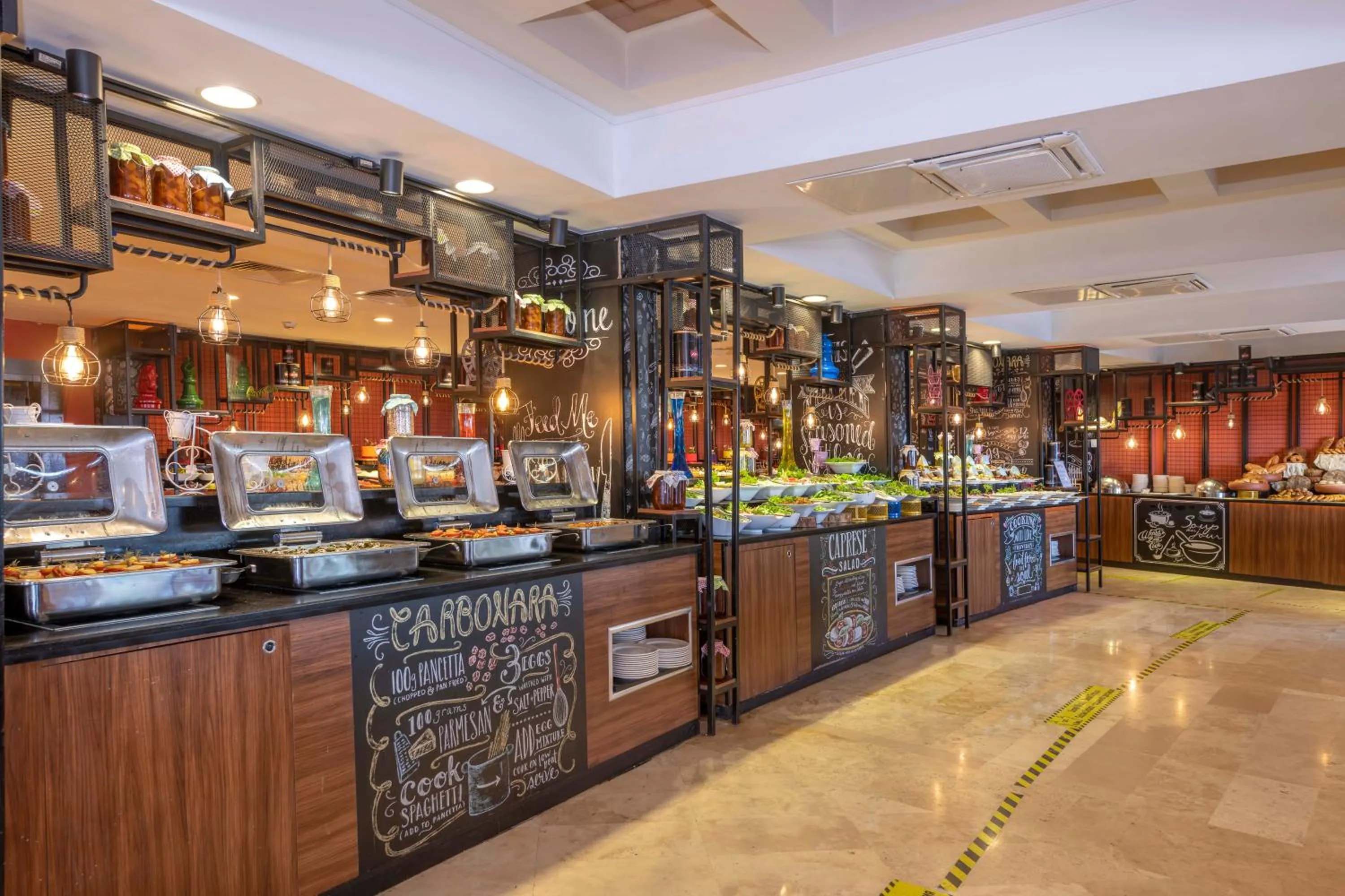 Restaurant/places to eat in Armas Labada