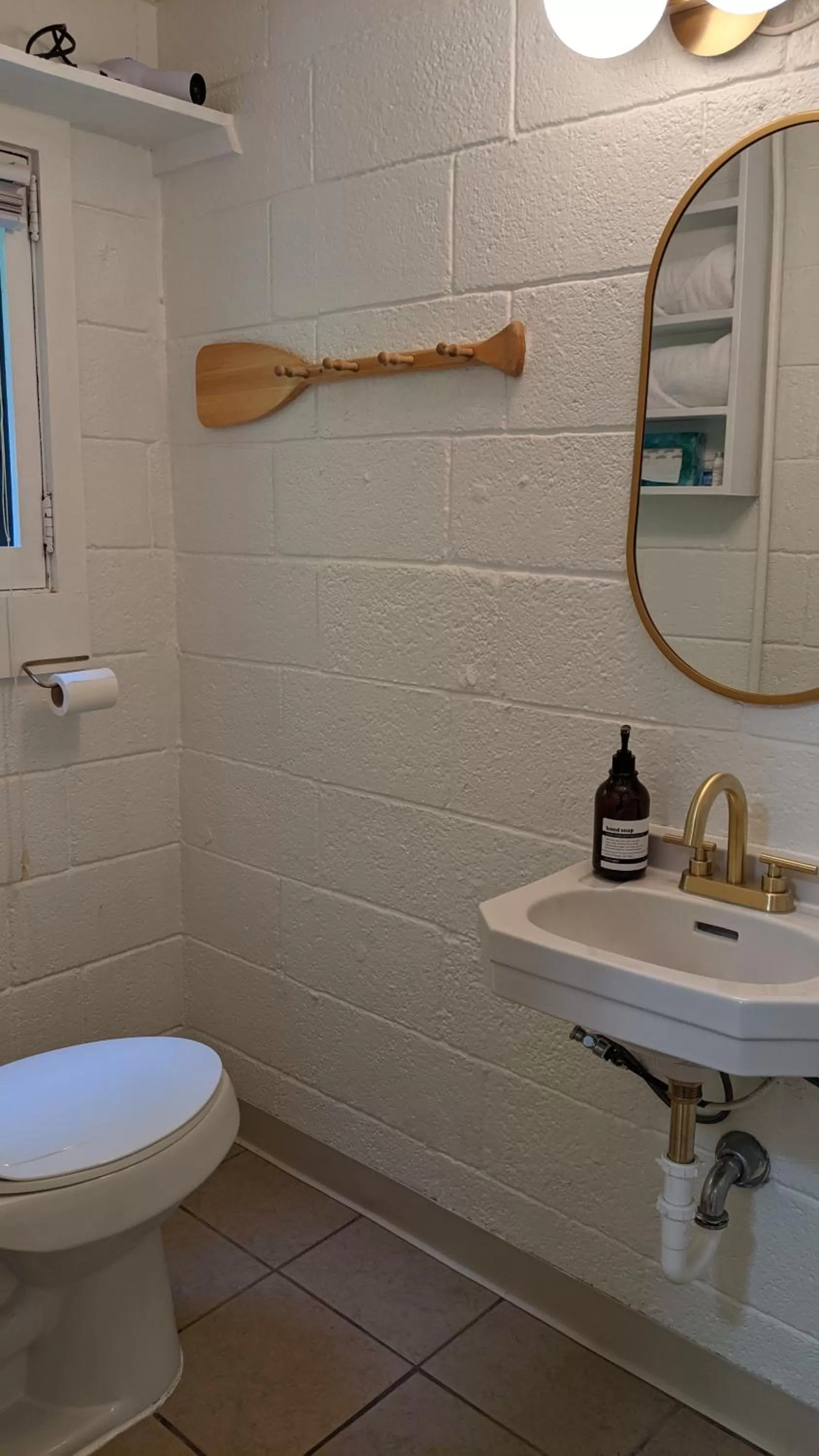 Bathroom in Anchor Inn