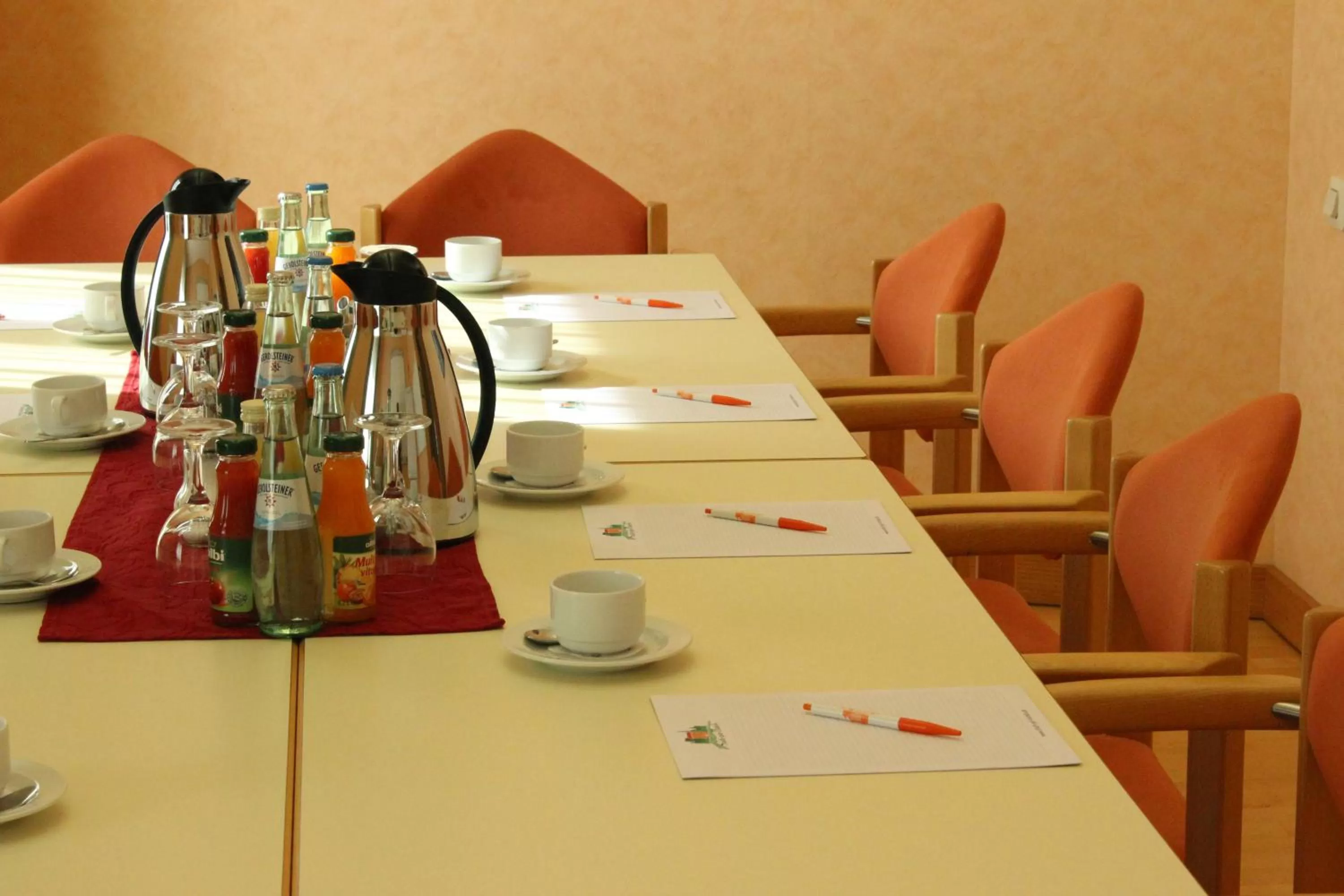 Business facilities in An der Persiluhr Stadt-gut-Hotel