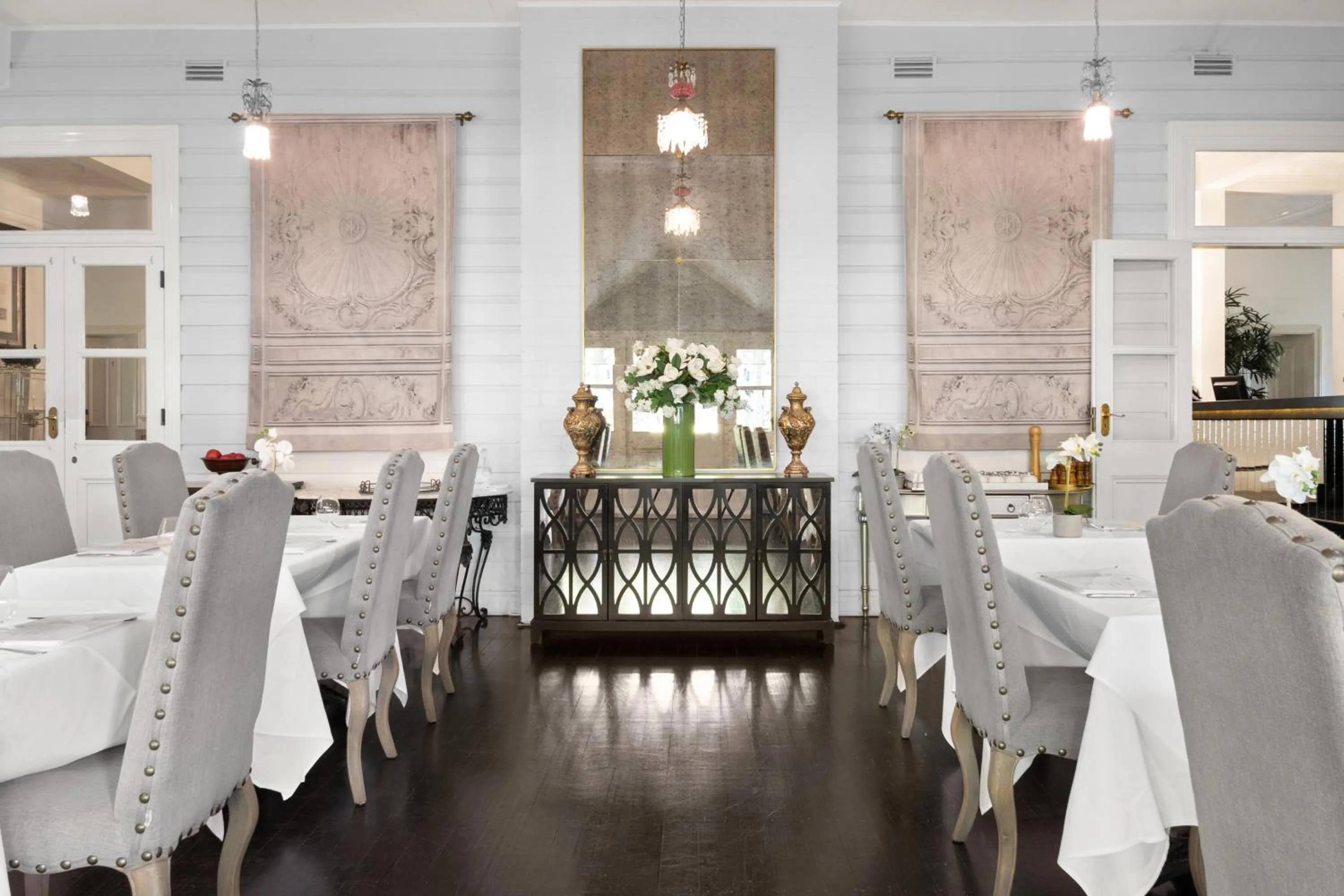 Restaurant/places to eat in The Convent Hunter Valley Hotel