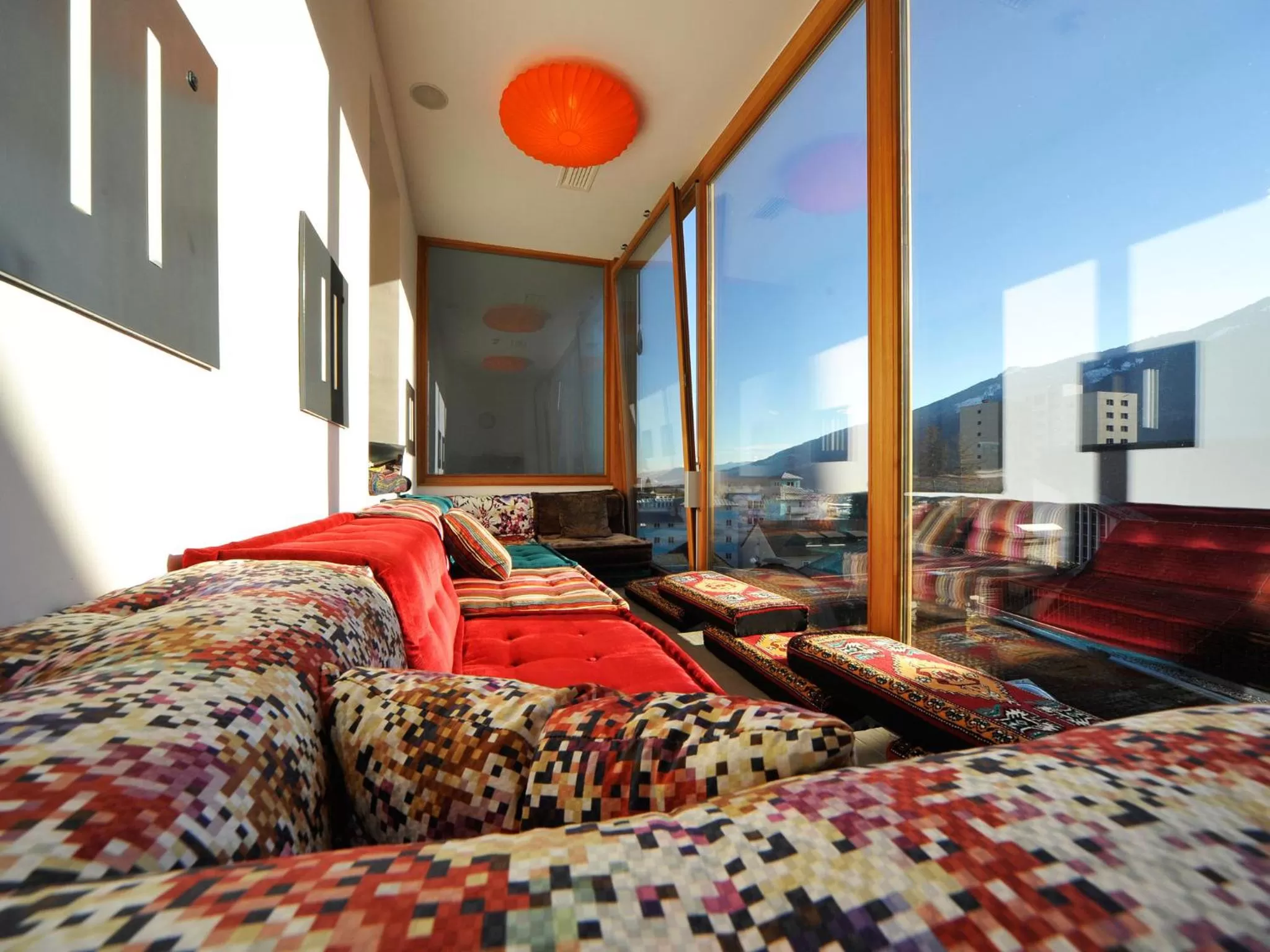 Lounge or bar, Bed in Erlebnis Post - Stadthotel mit EigenART