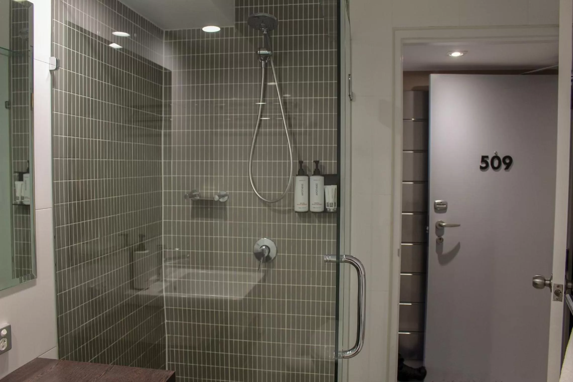 Bathroom in Mercure Brisbane Spring Hill