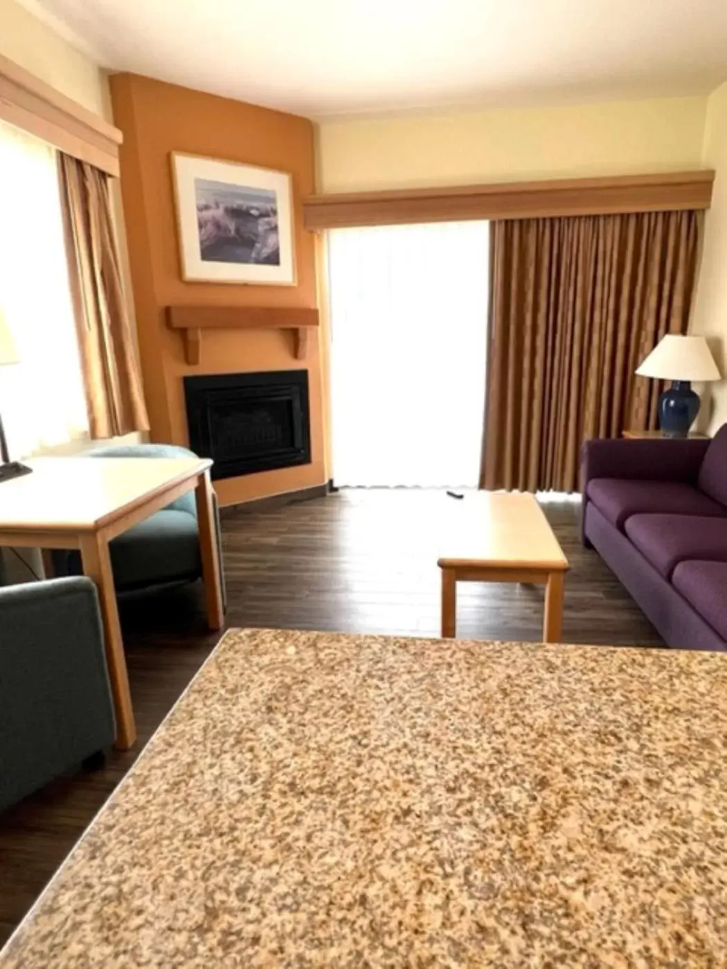 Lighthouse Suites Inn Lighthouse Suites Inn