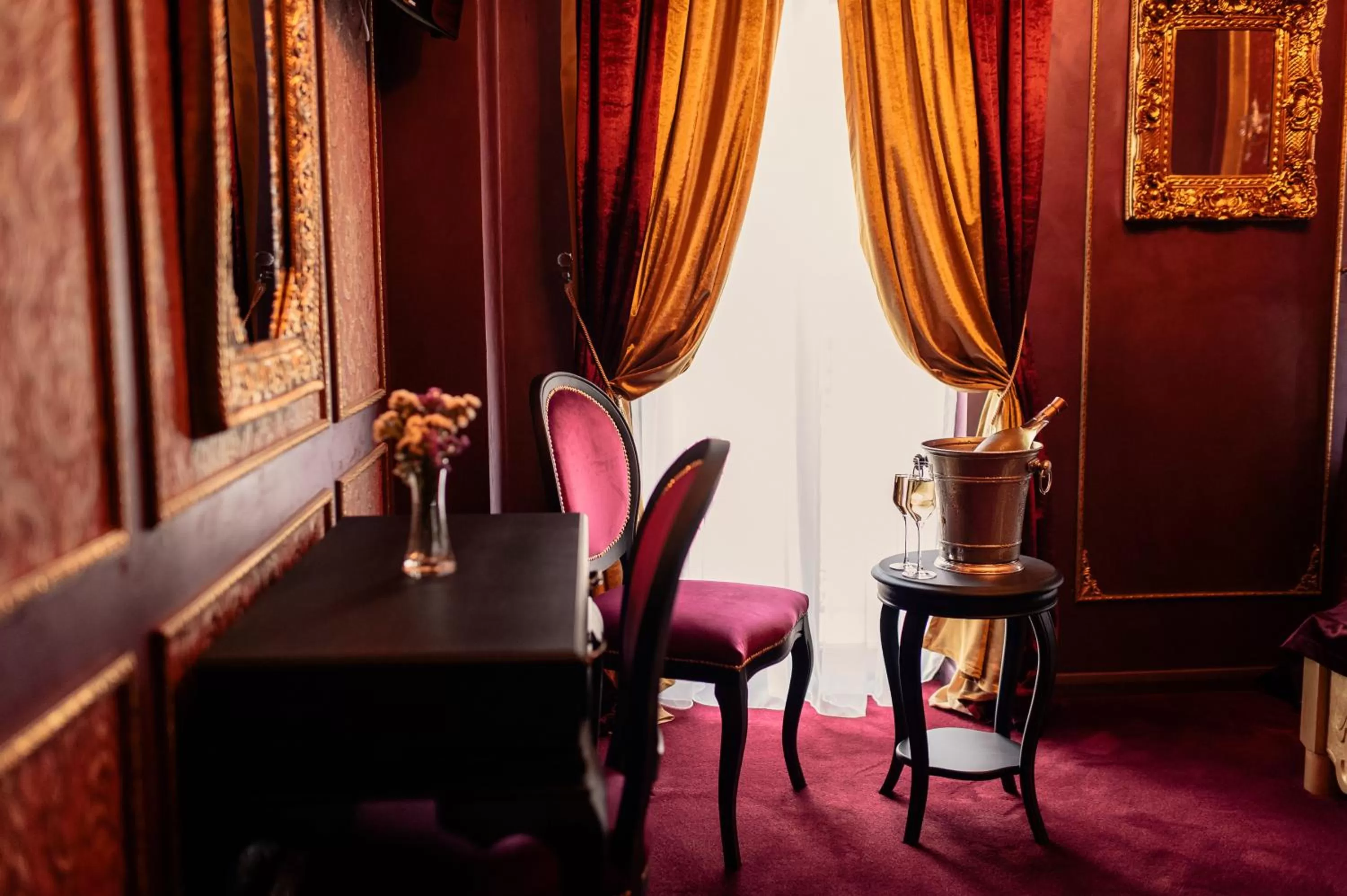 Day, Lounge/Bar in Belle Epoque Boutique (Adult Only)