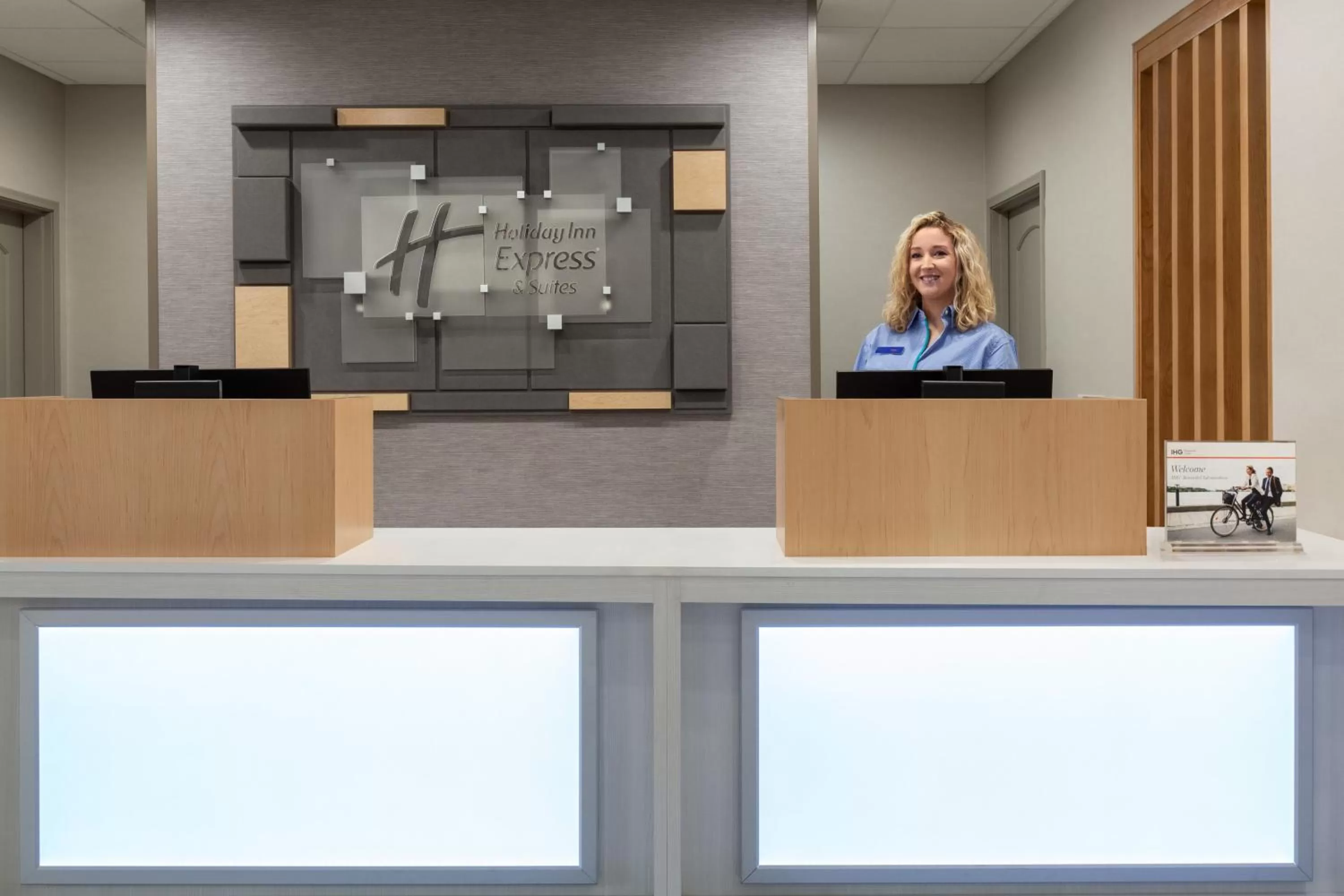 Property building in Holiday Inn Express & Suites Merced - Yosemite Natl Pk Area by IHG