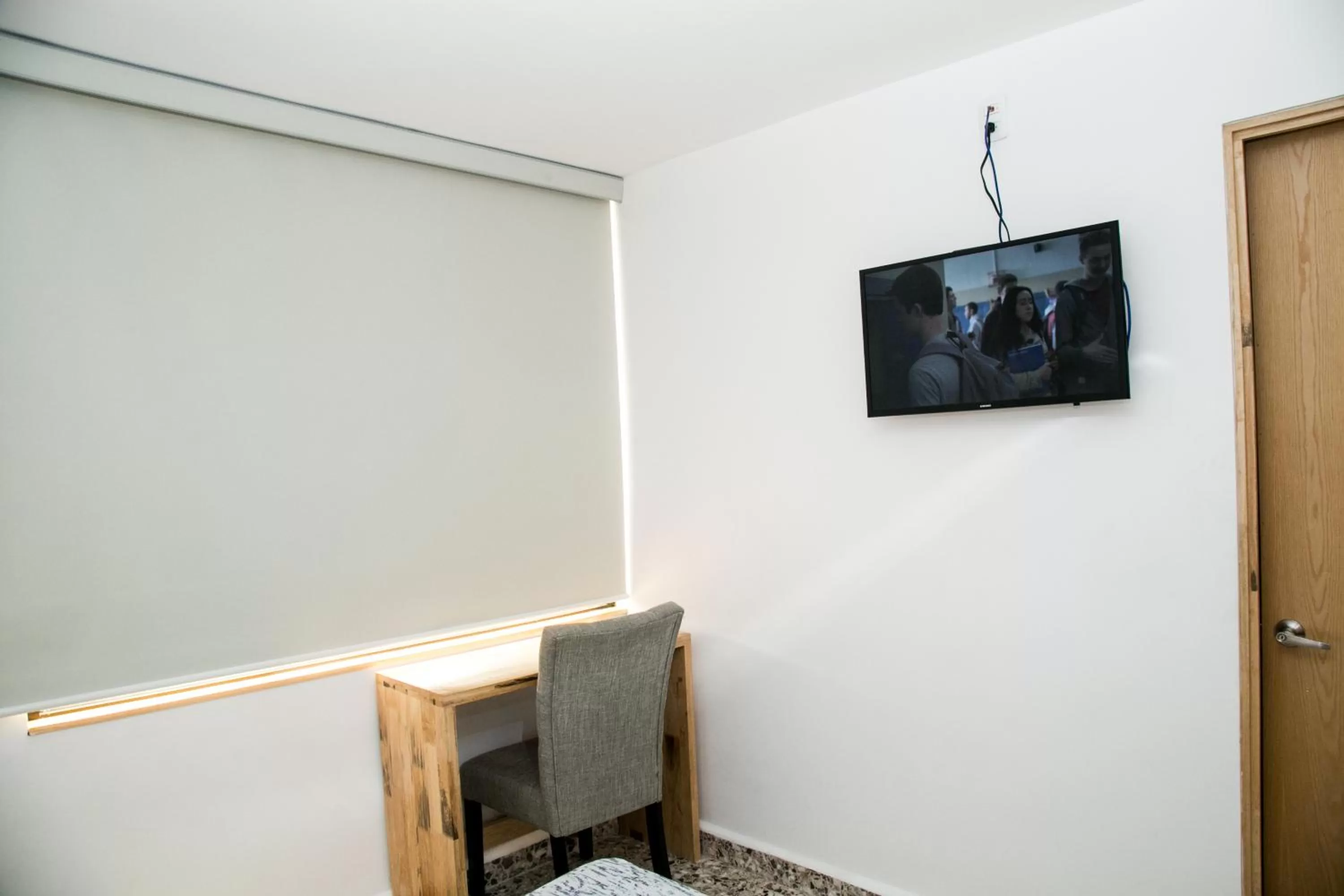 TV and multimedia in Booking 500