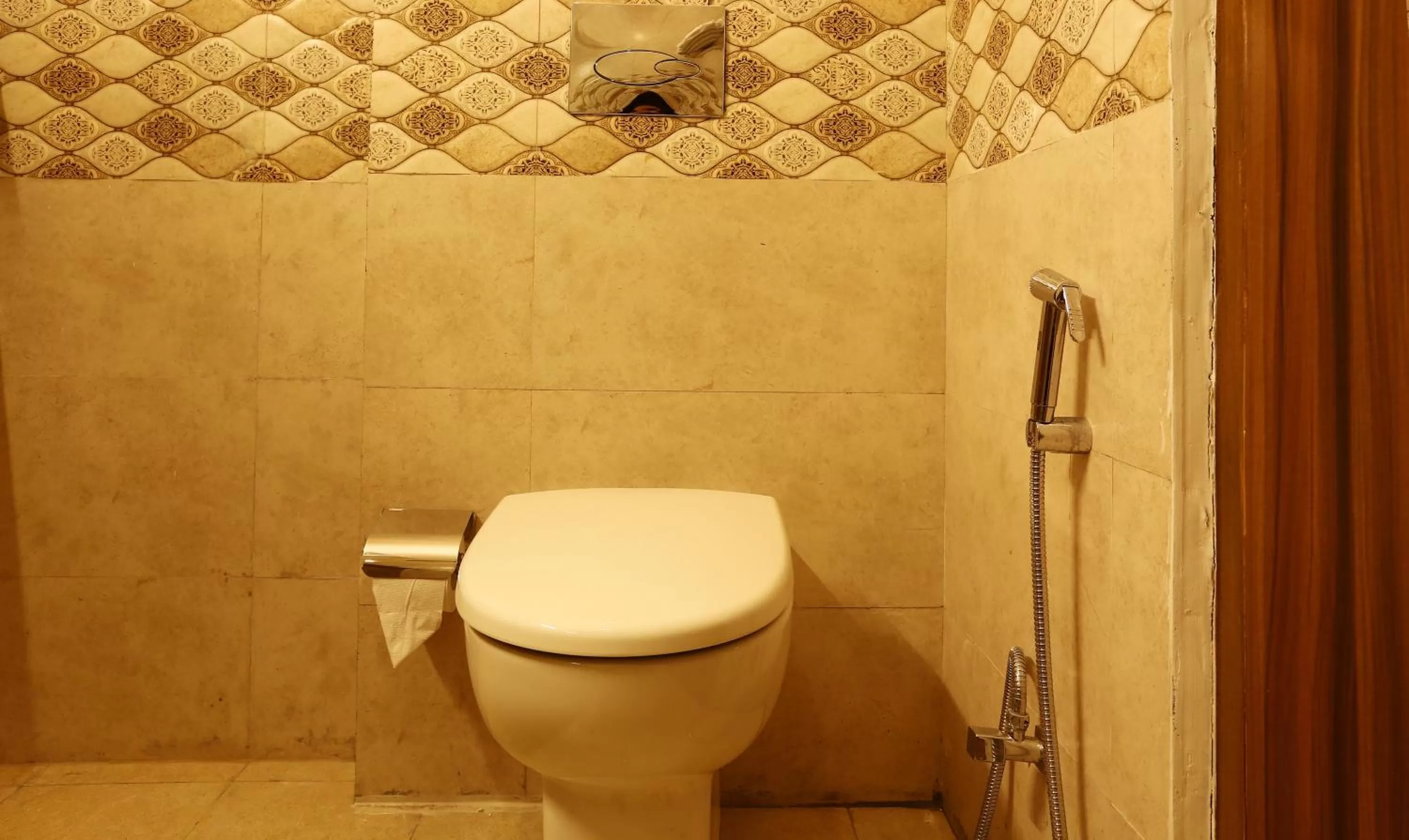 Toilet in Treebo Blessing Bells