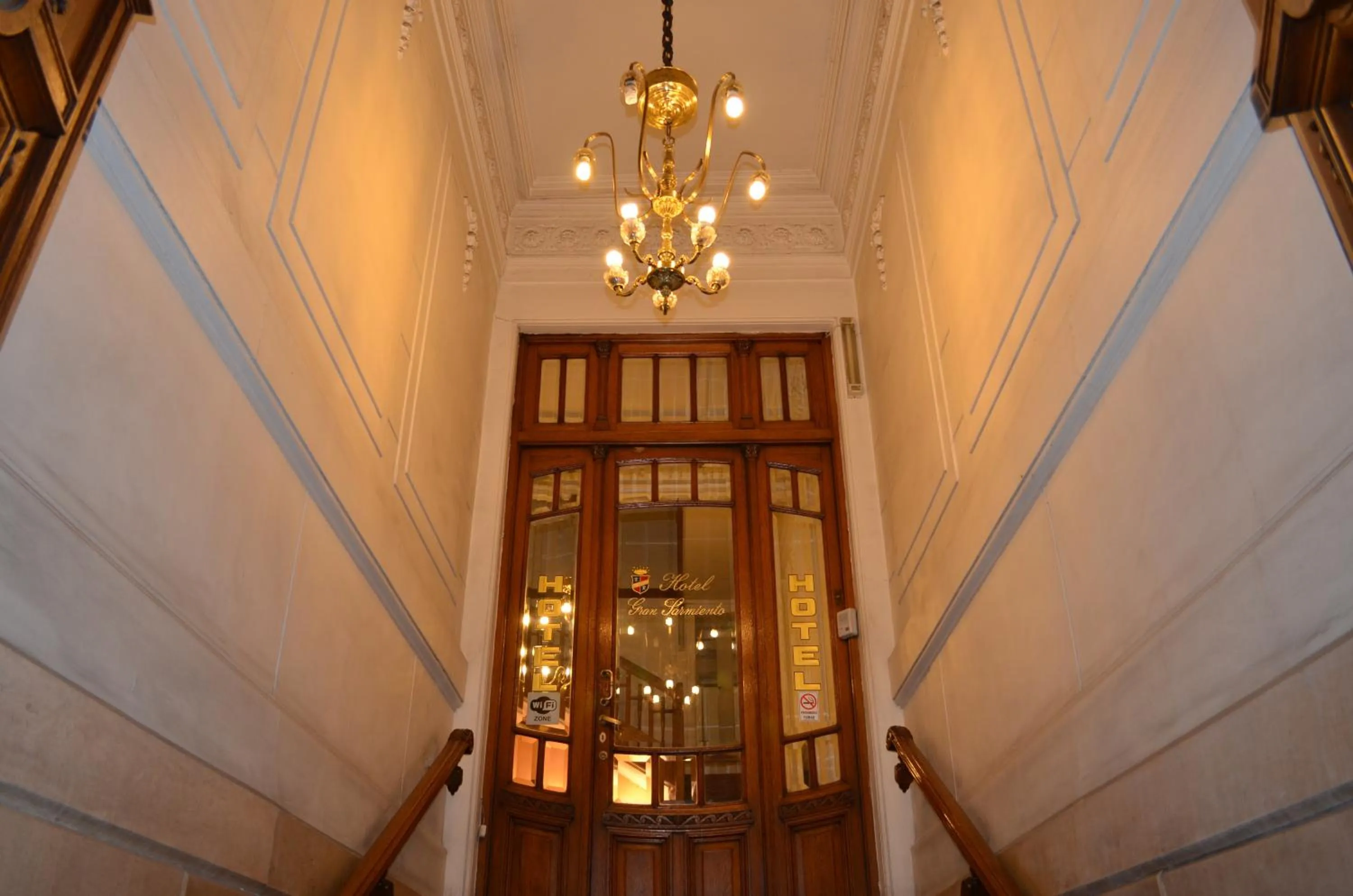 Decorative detail in Hotel Gran Sarmiento