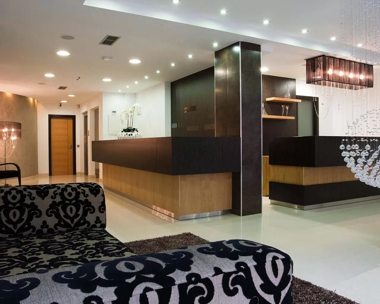 Lobby or reception in Cardal Hotel