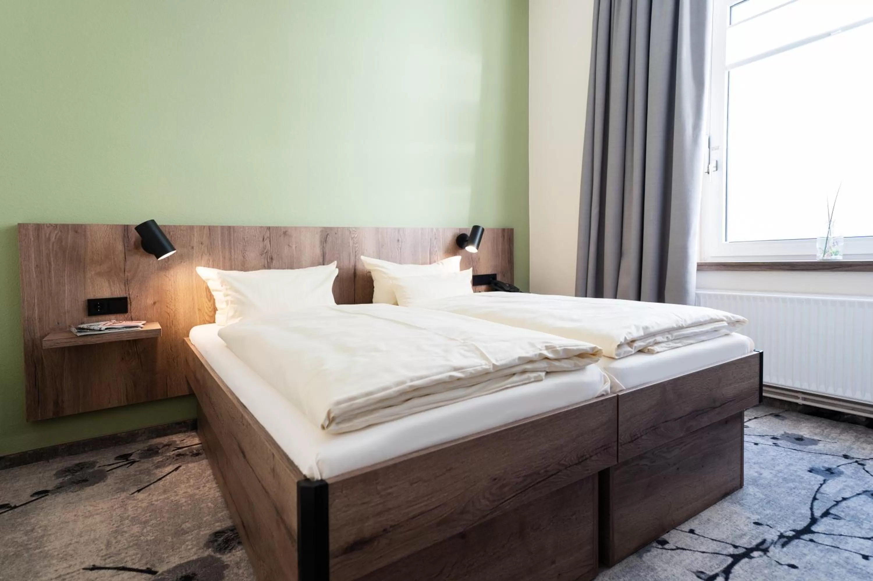 Photo of the whole room, Bed in LIHO - einfach Lübeck