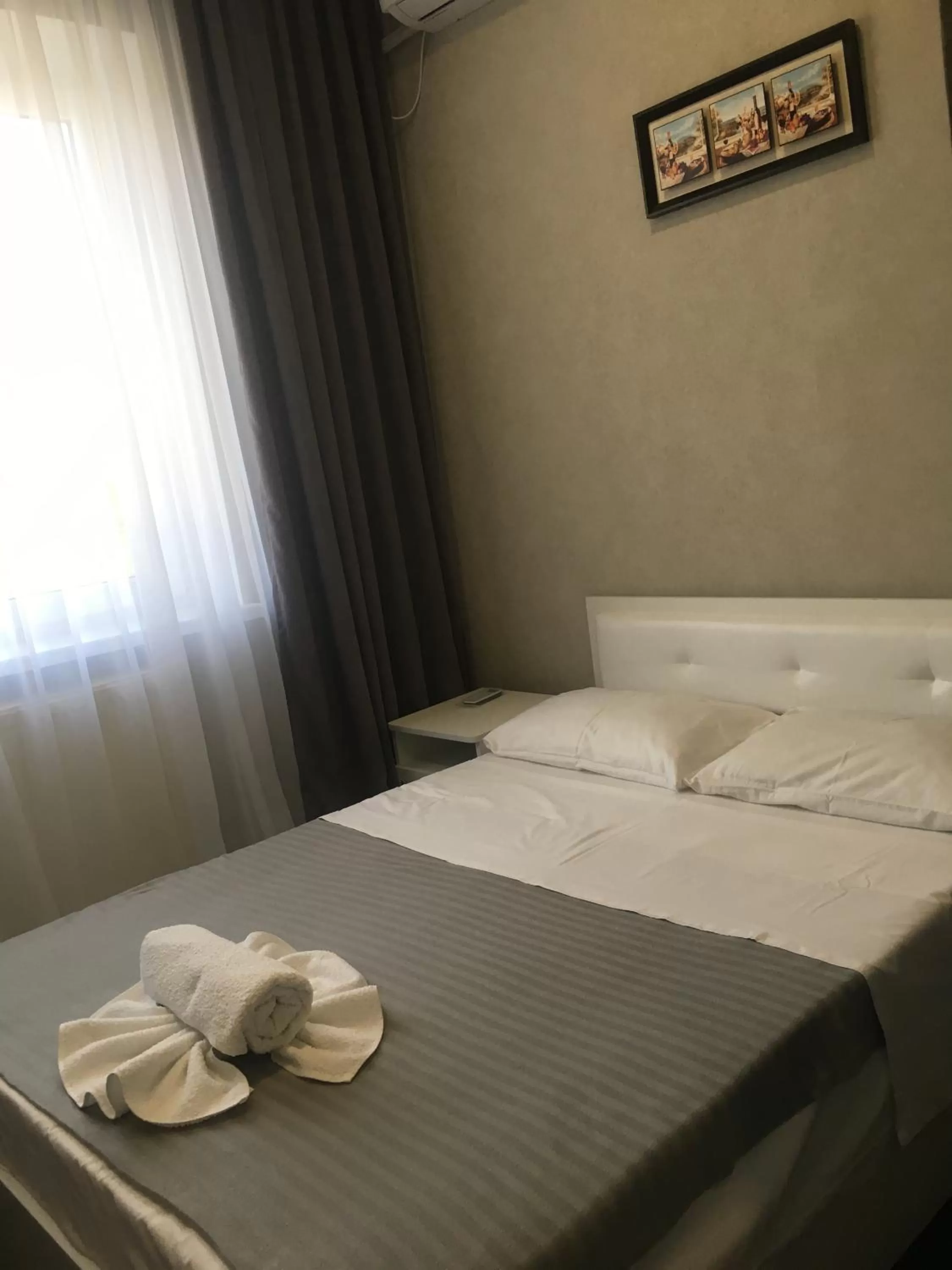 Bed in MEDELEAN HOTEL