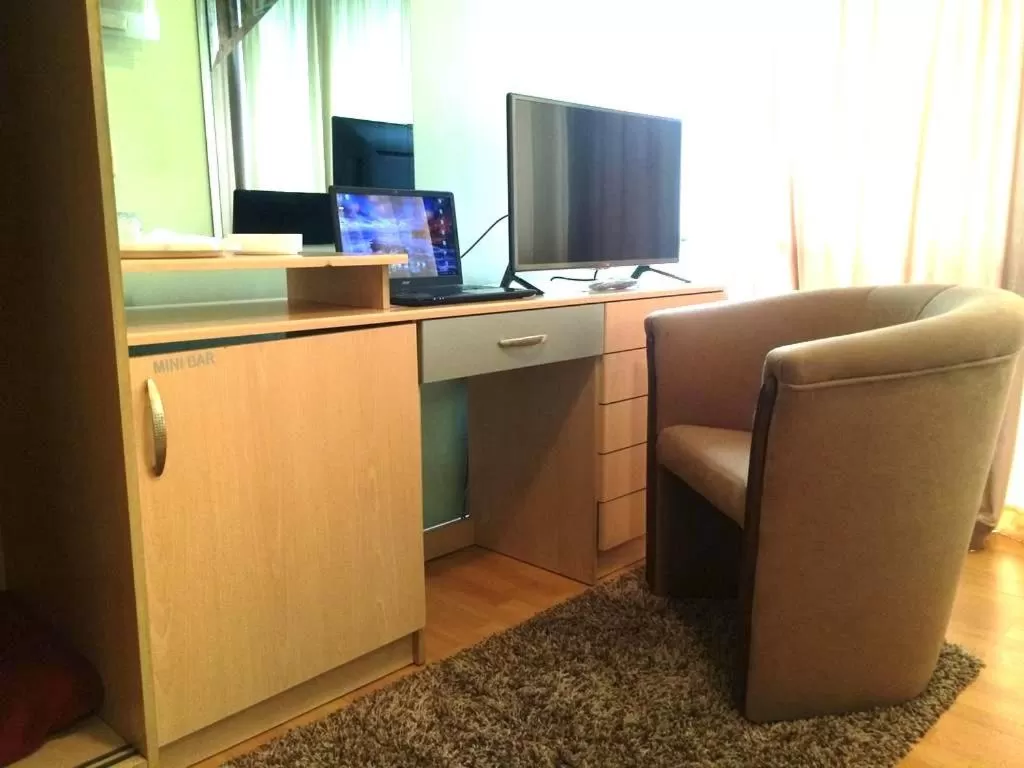 TV/Entertainment Center in Hotel Brkic