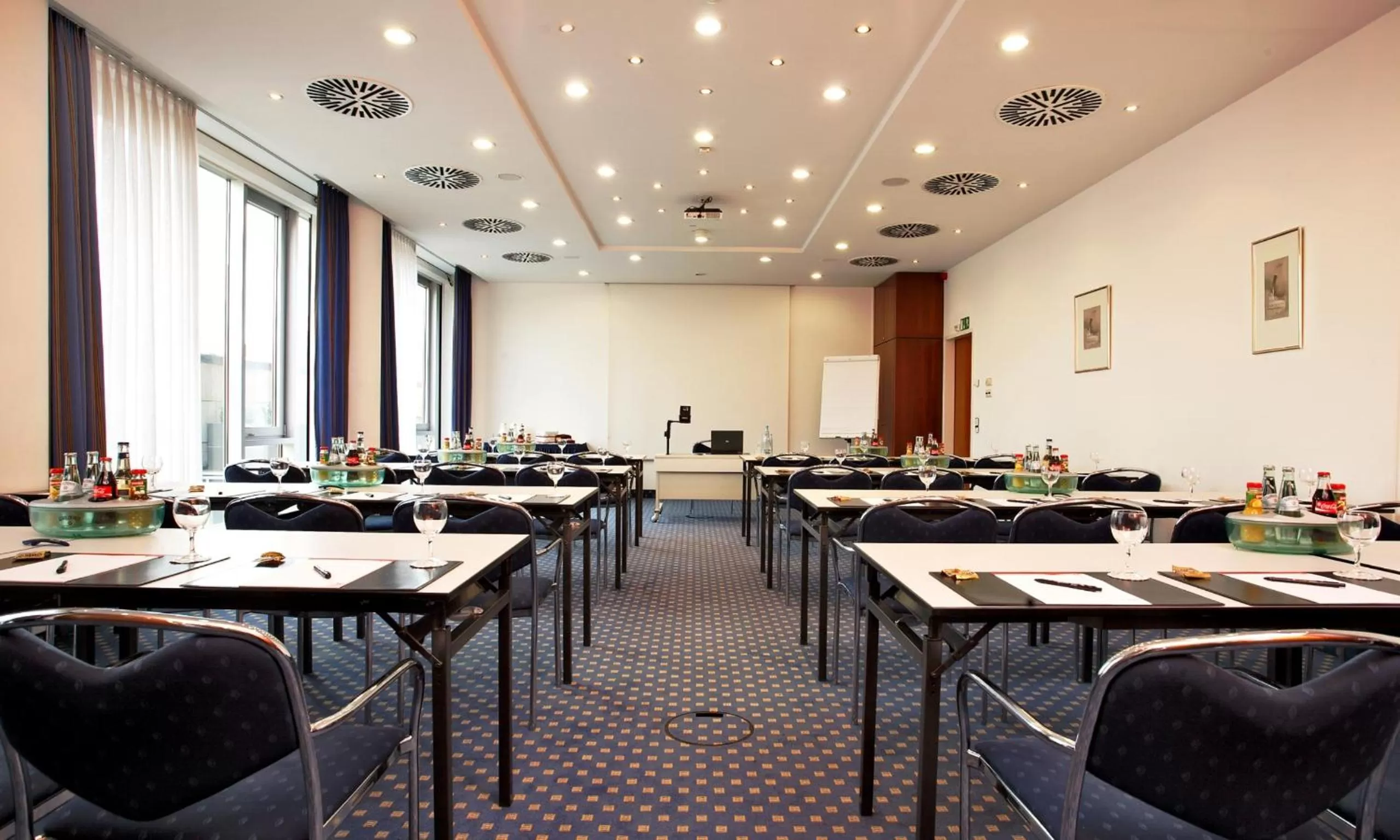 Meeting/conference room in H4 Hotel Kassel City, Trademark Collection by Wyndham