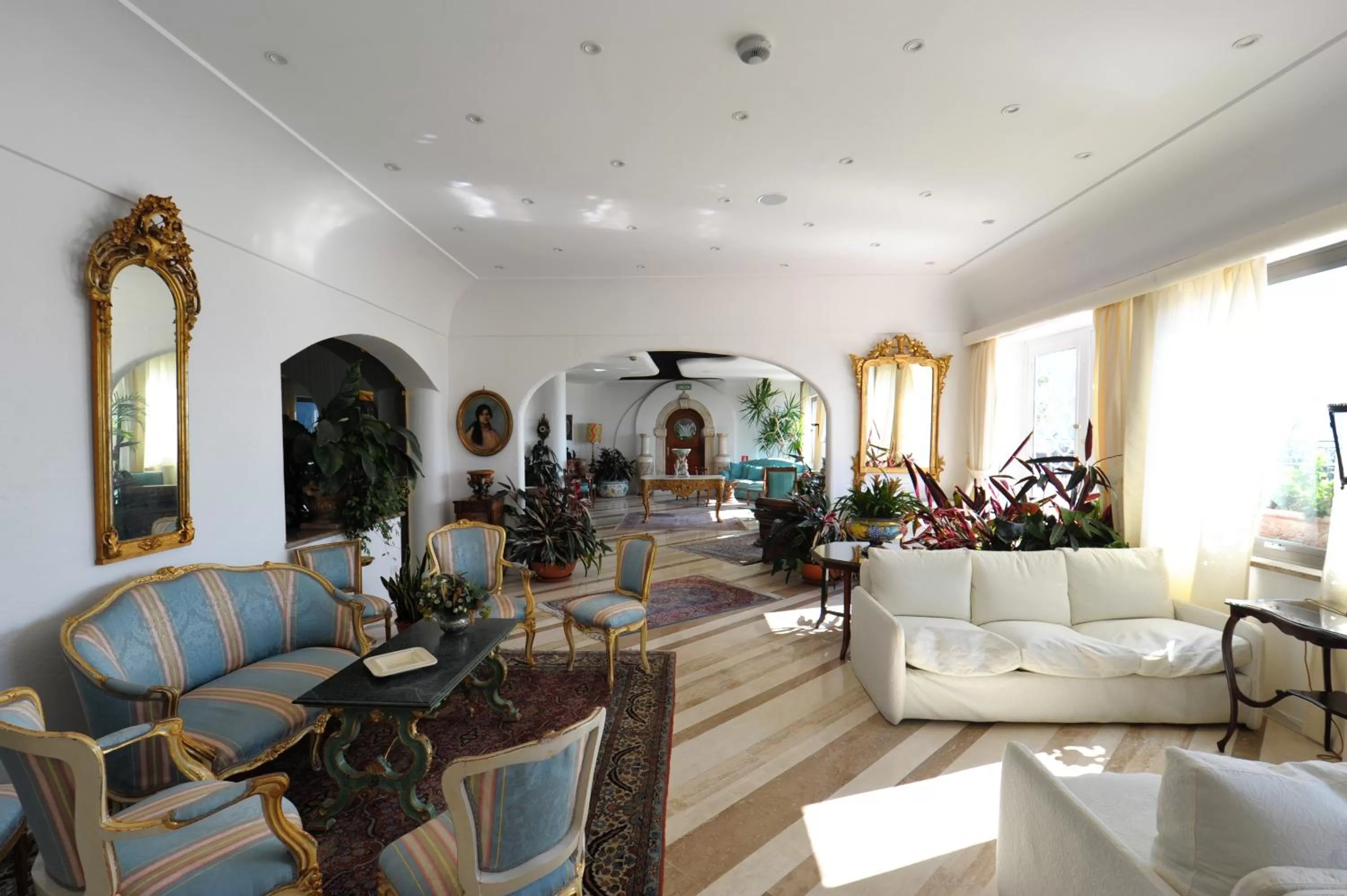 Lobby or reception in Hotel Le Agavi