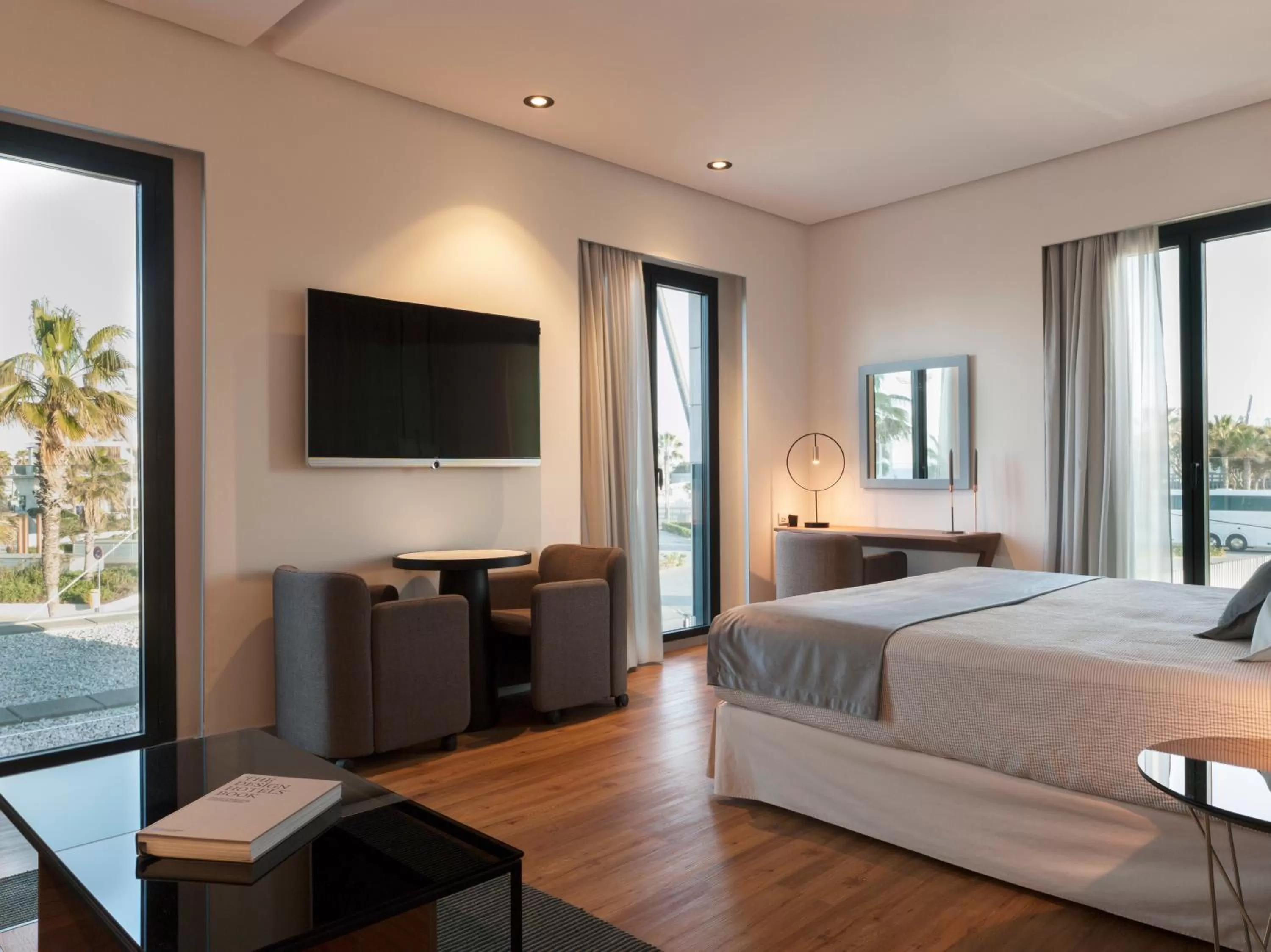 TV and multimedia, Bed in Hotel Neptuno Playa & Spa