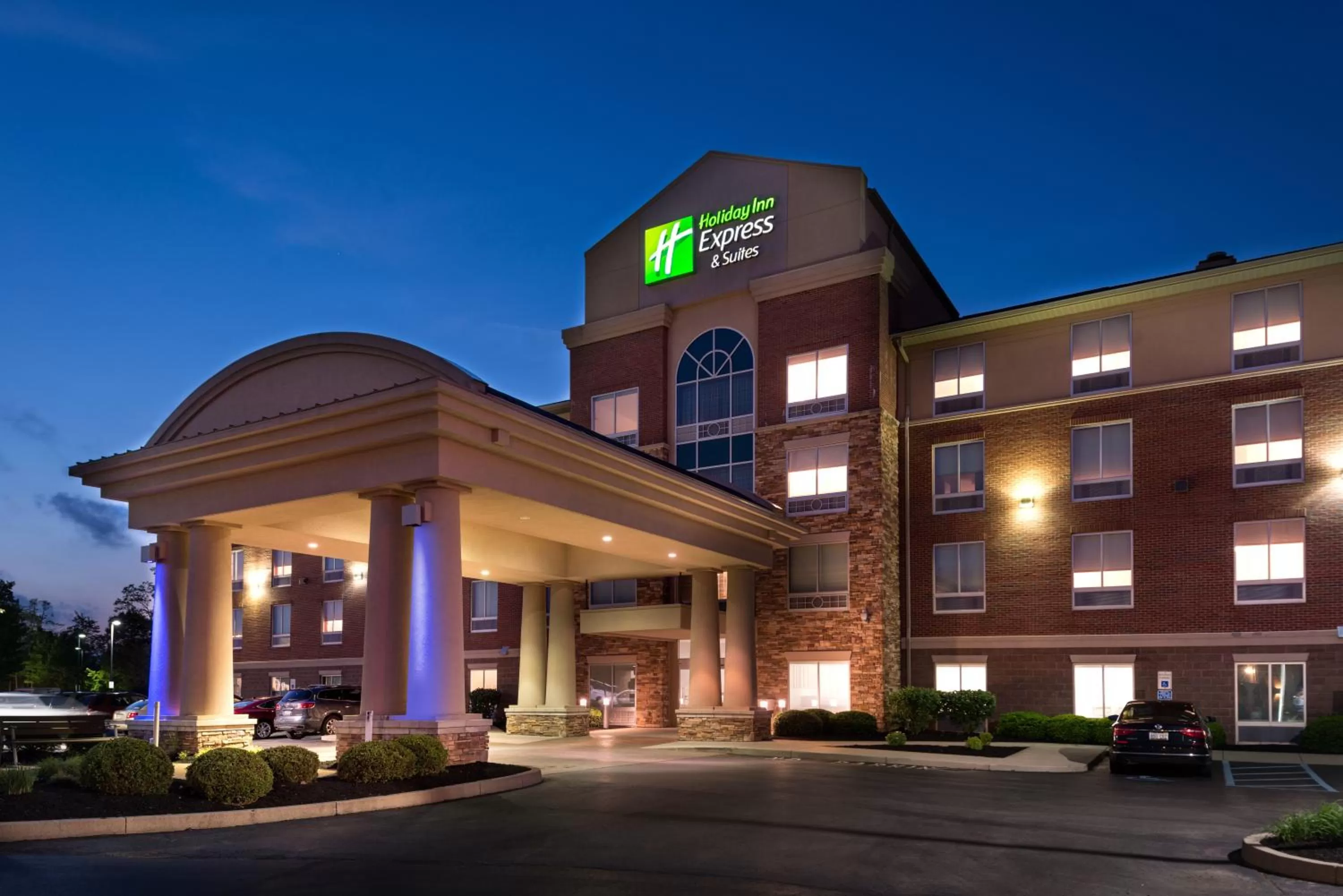 Property building in Holiday Inn Express Hotel & Suites Cincinnati - Mason by IHG